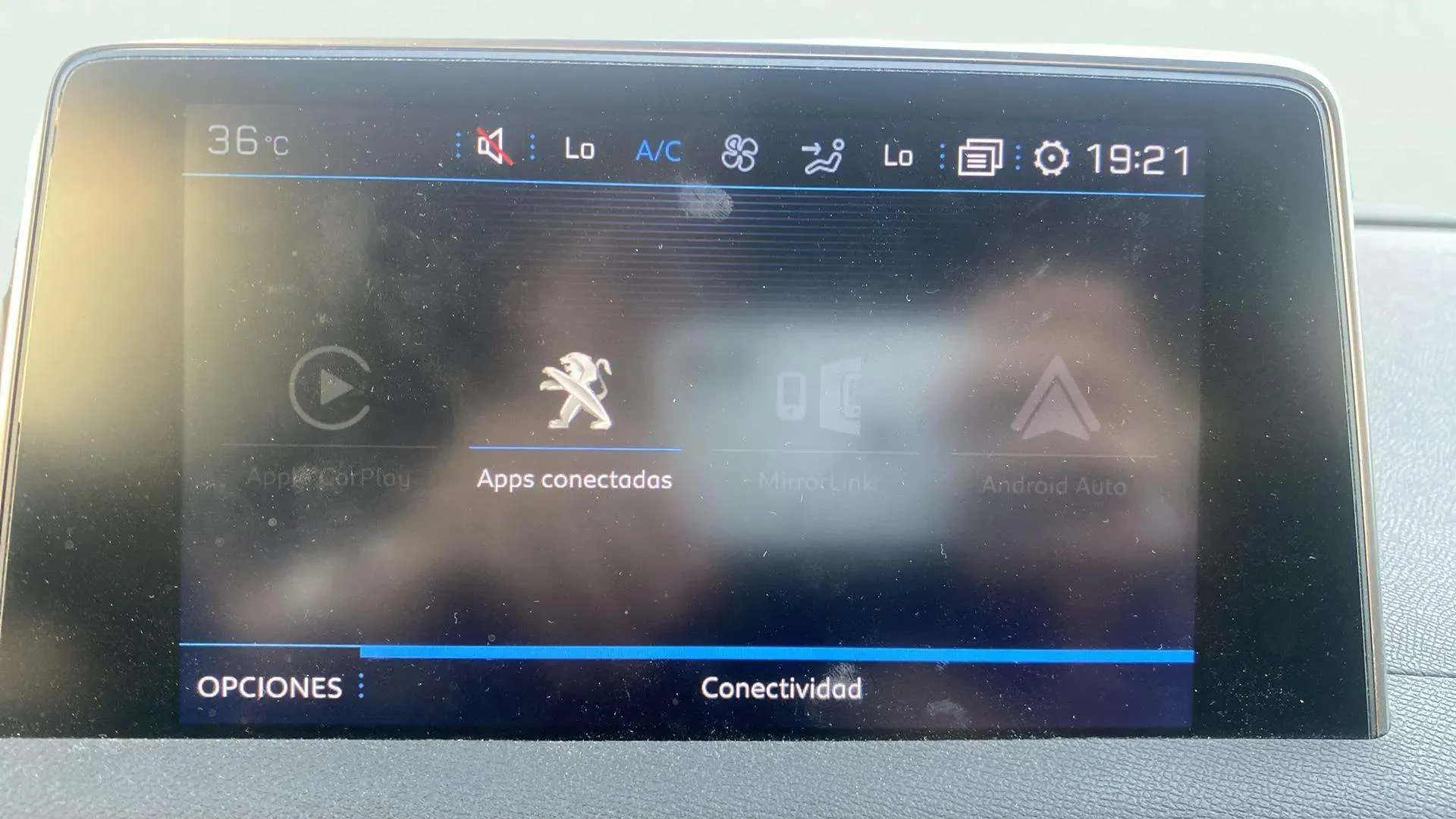 Peugeot 5008 Allure 1.2L PureTech - foto 18