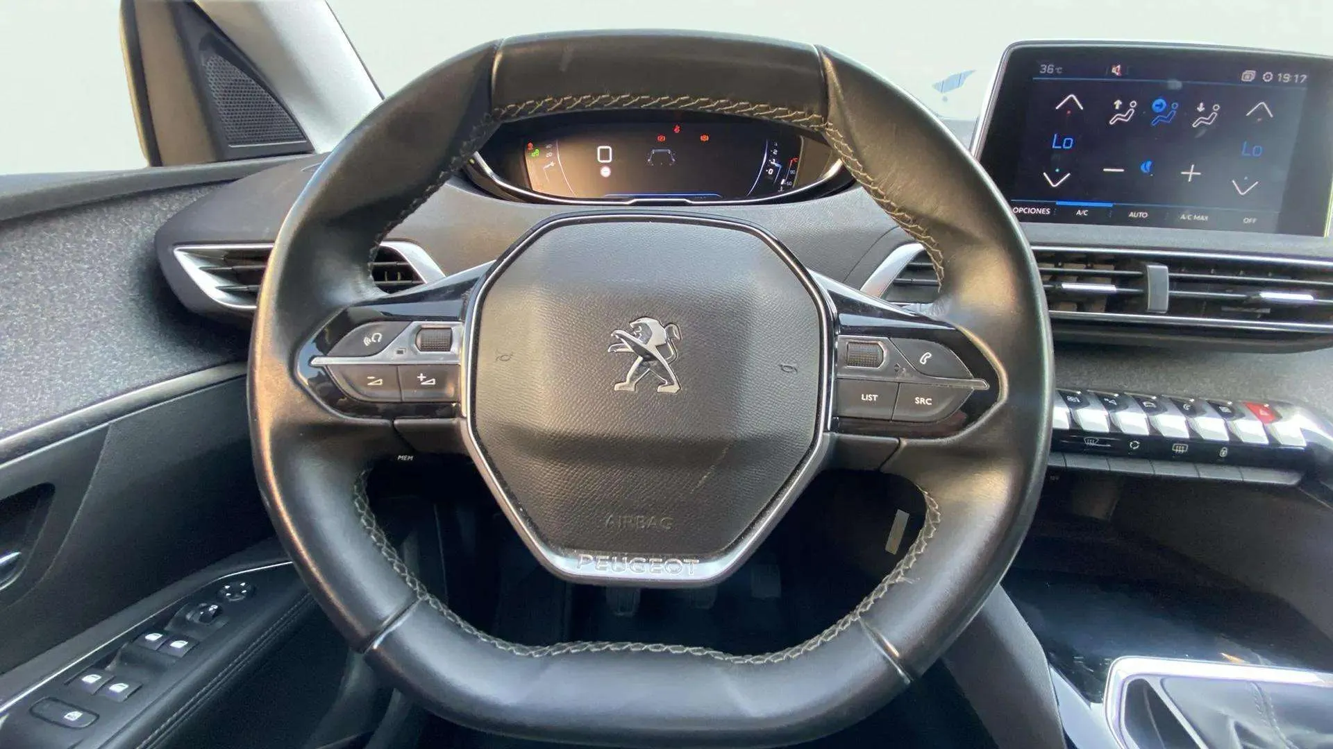 Peugeot 5008 Allure 1.2L PureTech - foto 13