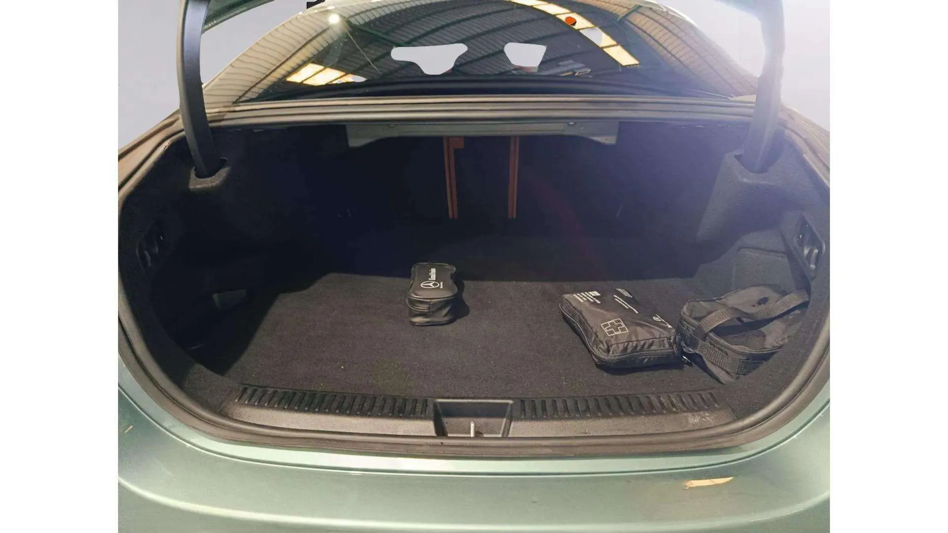 Mercedes-Benz Clase E E 300 e - foto 26