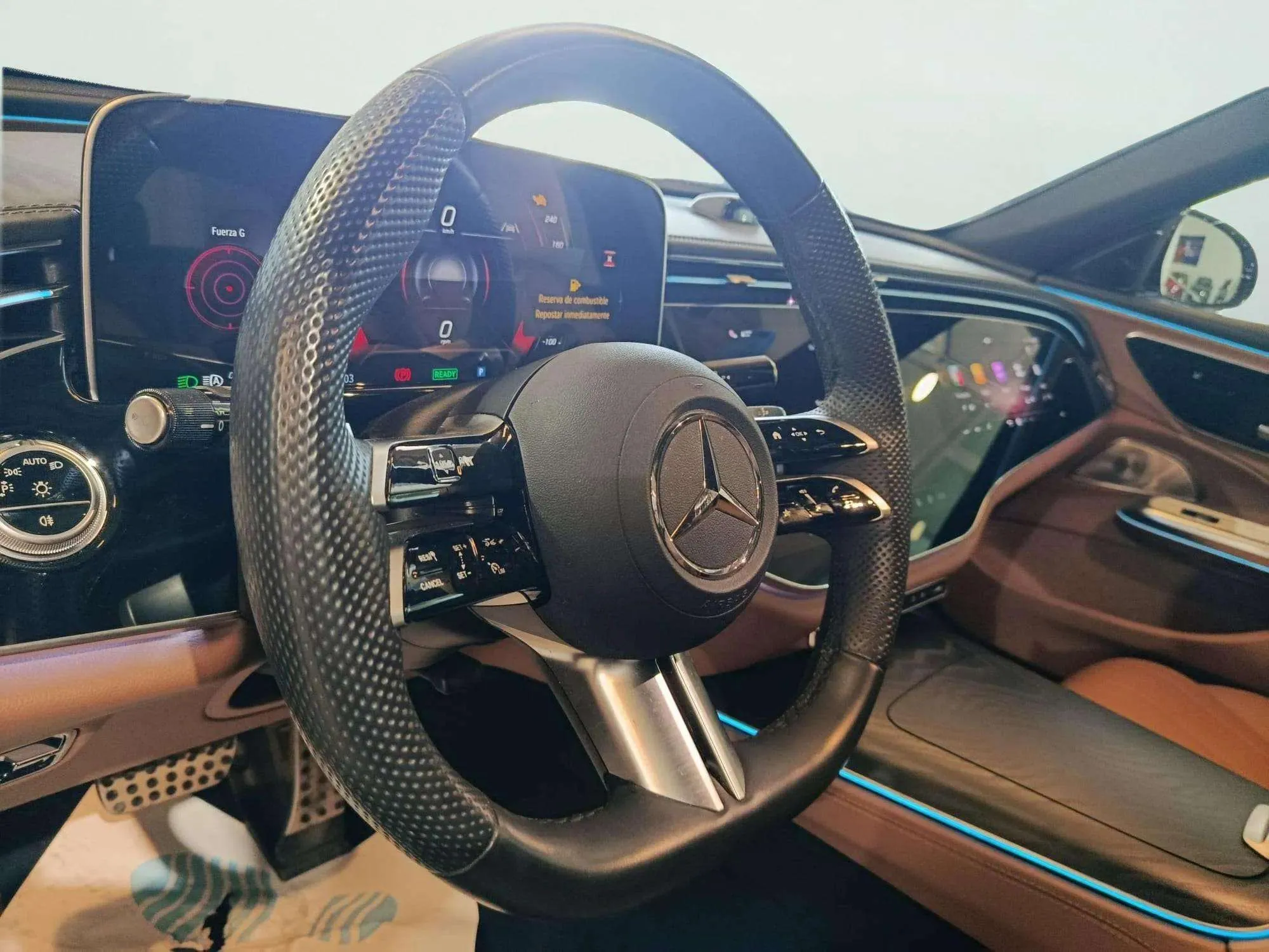 Mercedes-Benz Clase E E 300 e - foto 8