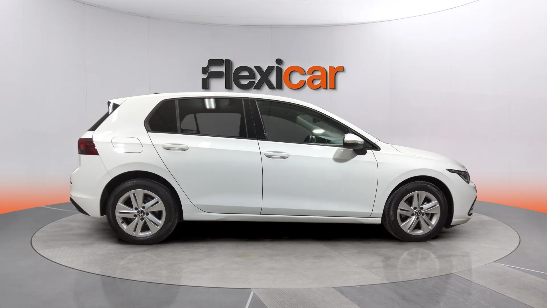Volkswagen Golf Life 2.0 TDI DSG - foto 8