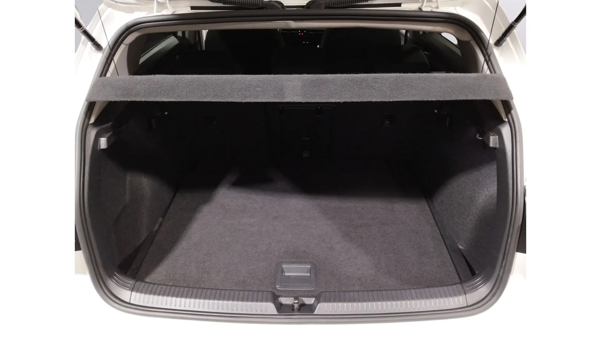 Volkswagen Golf Life 2.0 TDI DSG - foto 16