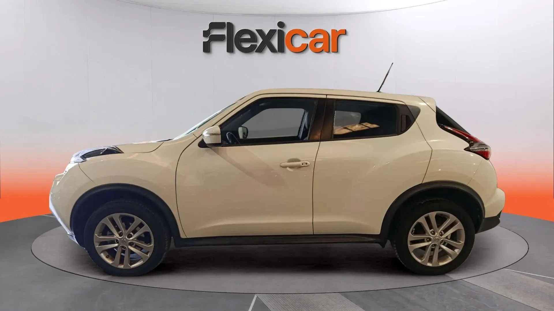 Nissan Juke DIG-T EU6 6M/T Acenta - foto 5