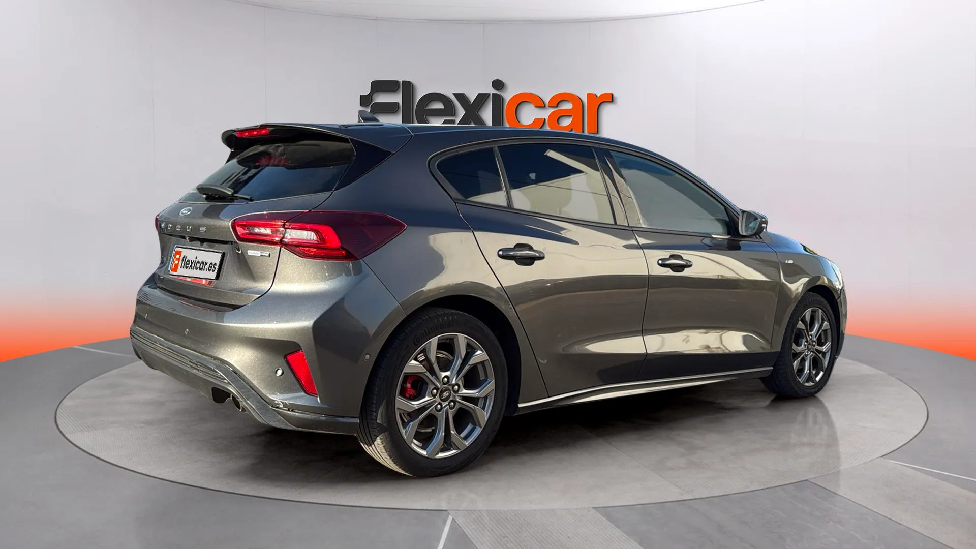 Ford Focus 1.0 EcoBoost MHEV ST-Line - foto 7