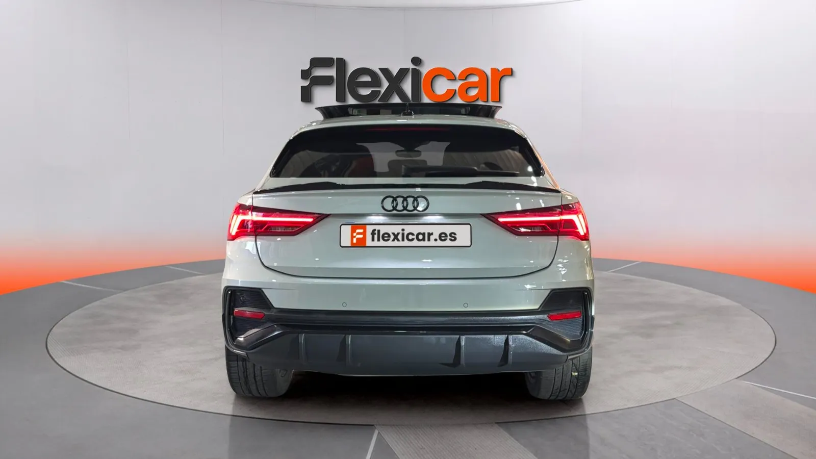 Audi Q3 35 TDI S tronic - foto 4