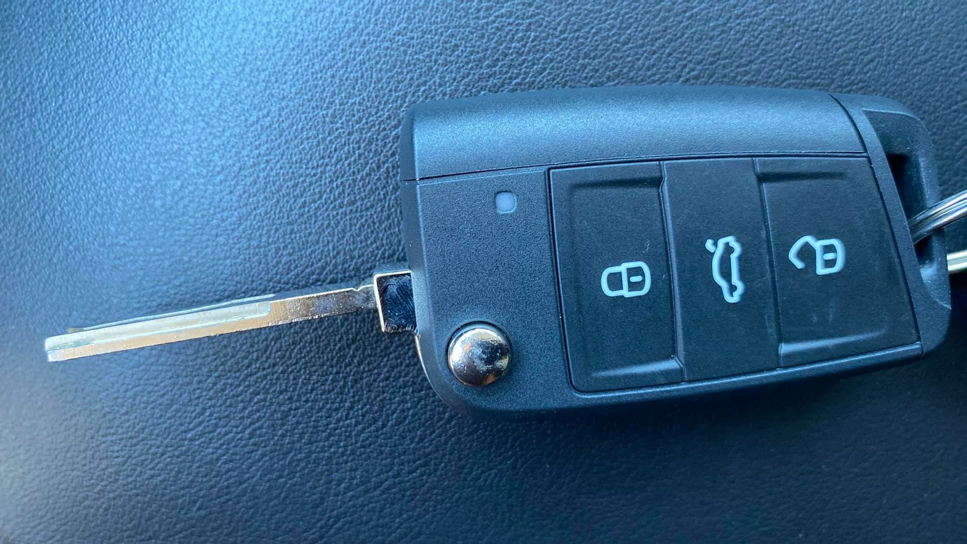 Volkswagen T-Cross "Más" 1.0 TSI - foto 20