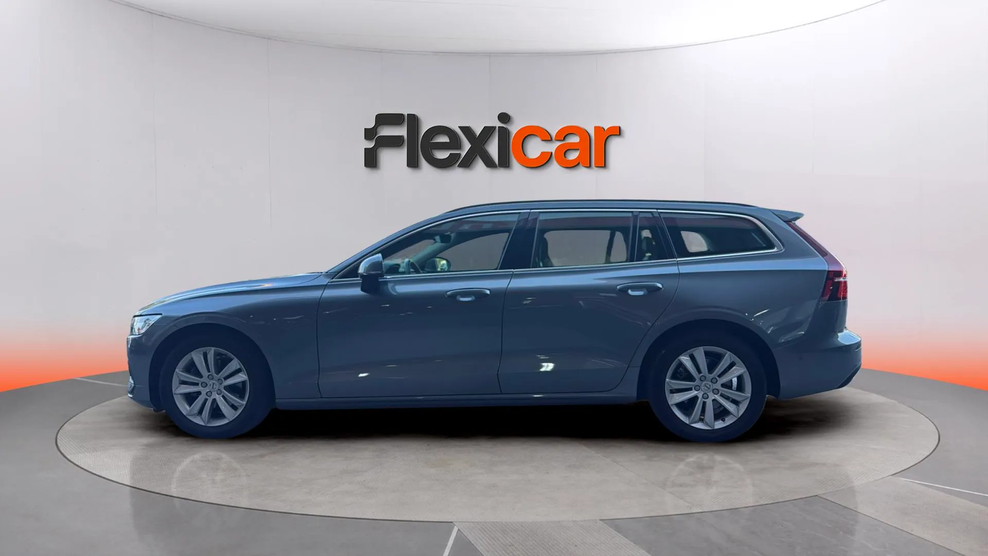 Volvo V60 2.0 D3 Momentum - foto 4