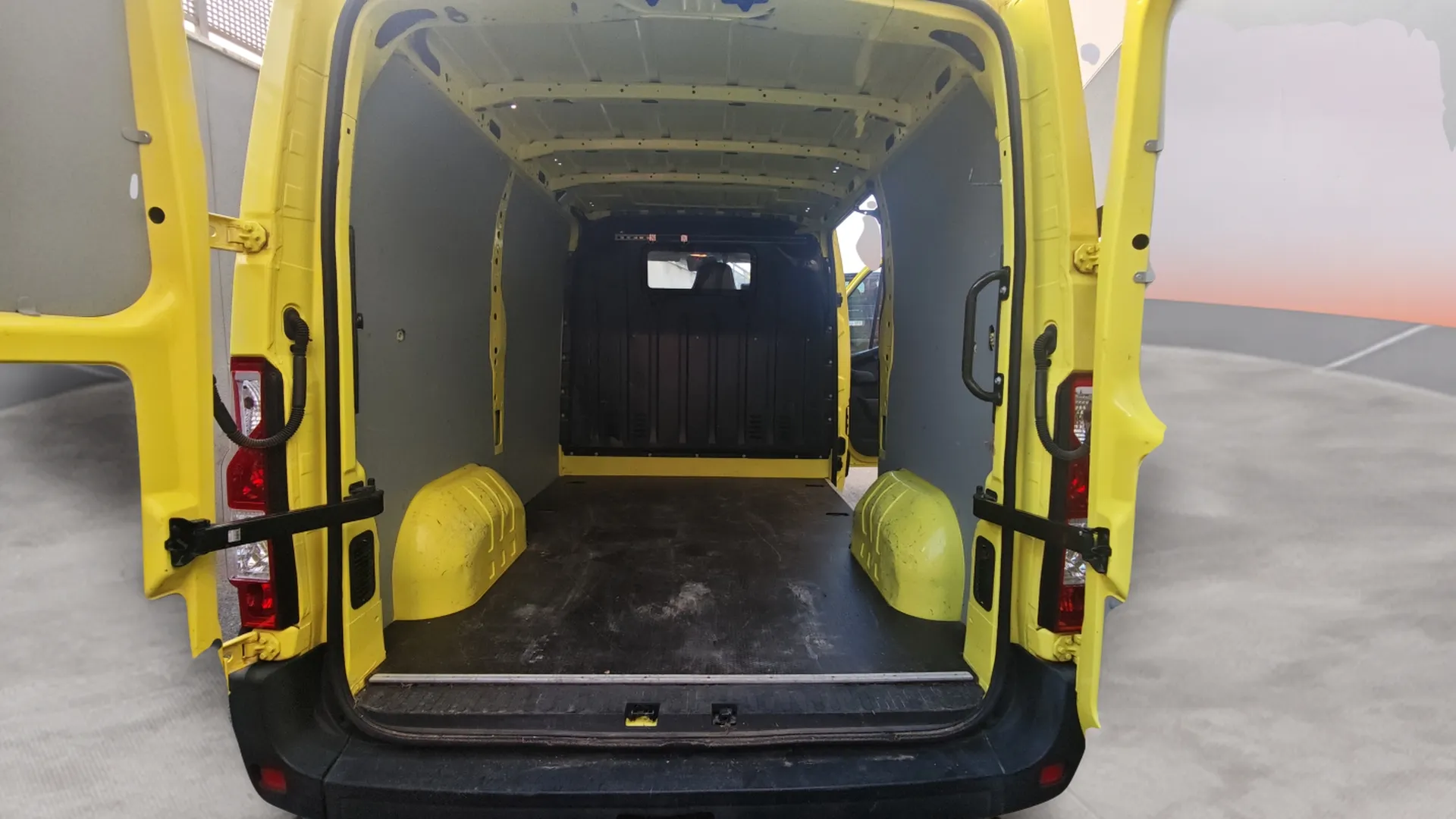 Renault Master Furg. DC T L2H2 3500 B dCi - foto 15