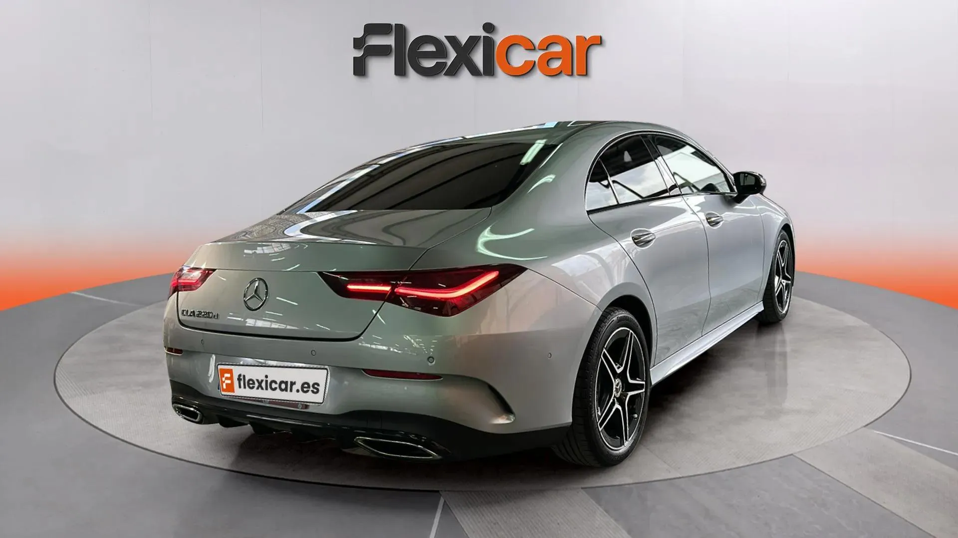 Mercedes-Benz CLA 190 - foto 7