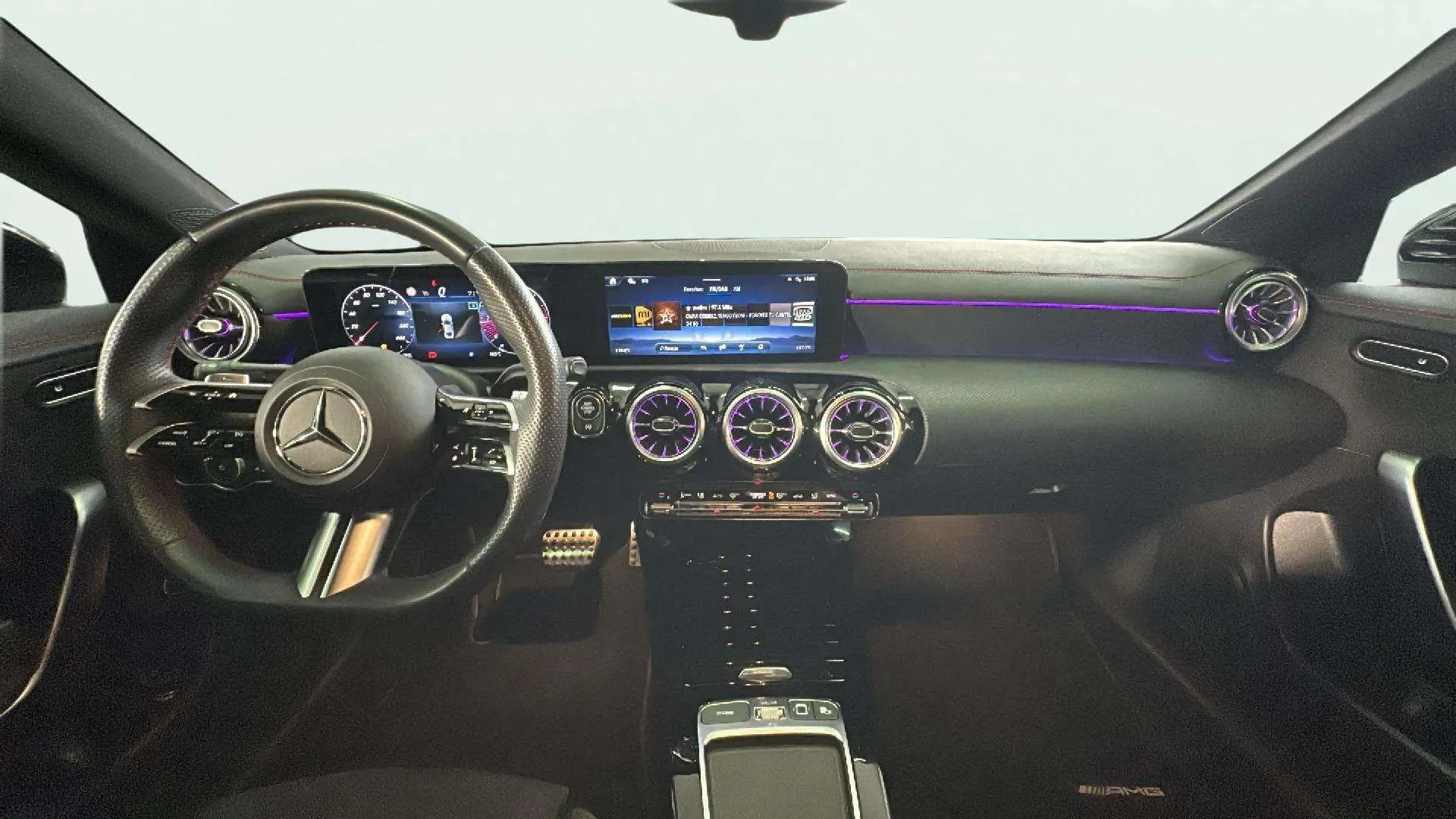 Mercedes-Benz CLA 190 - foto 10