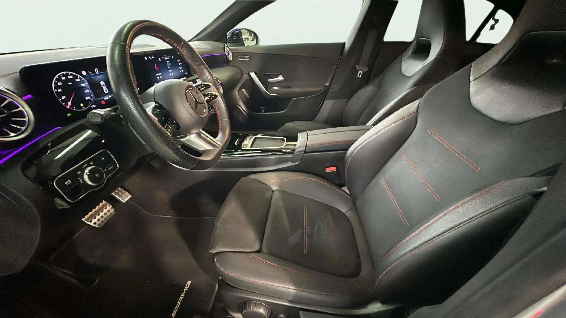 Mercedes-Benz CLA 190 - foto 21