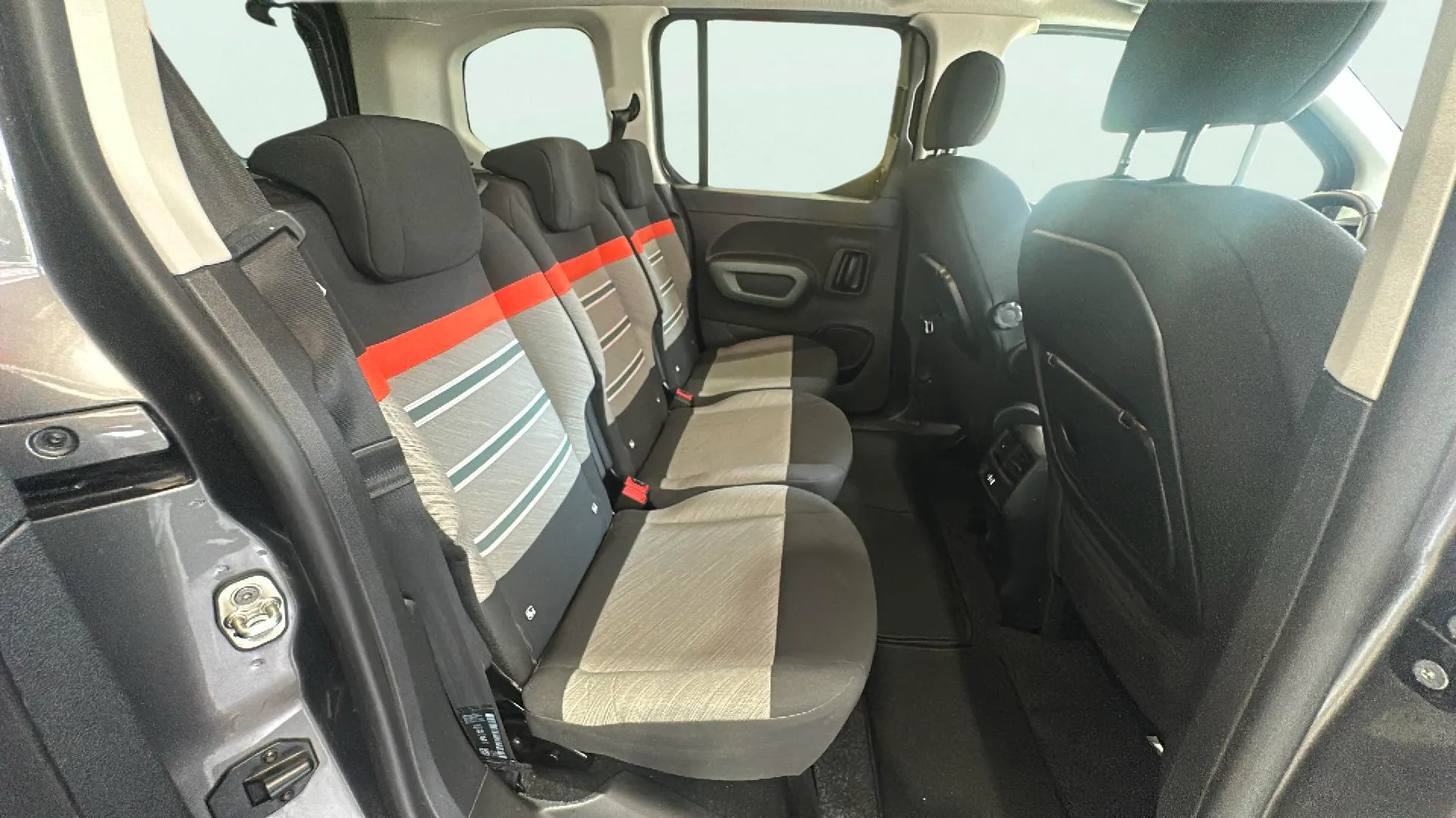Citroën Berlingo Talla M BlueHDi 100 Shine - foto 13