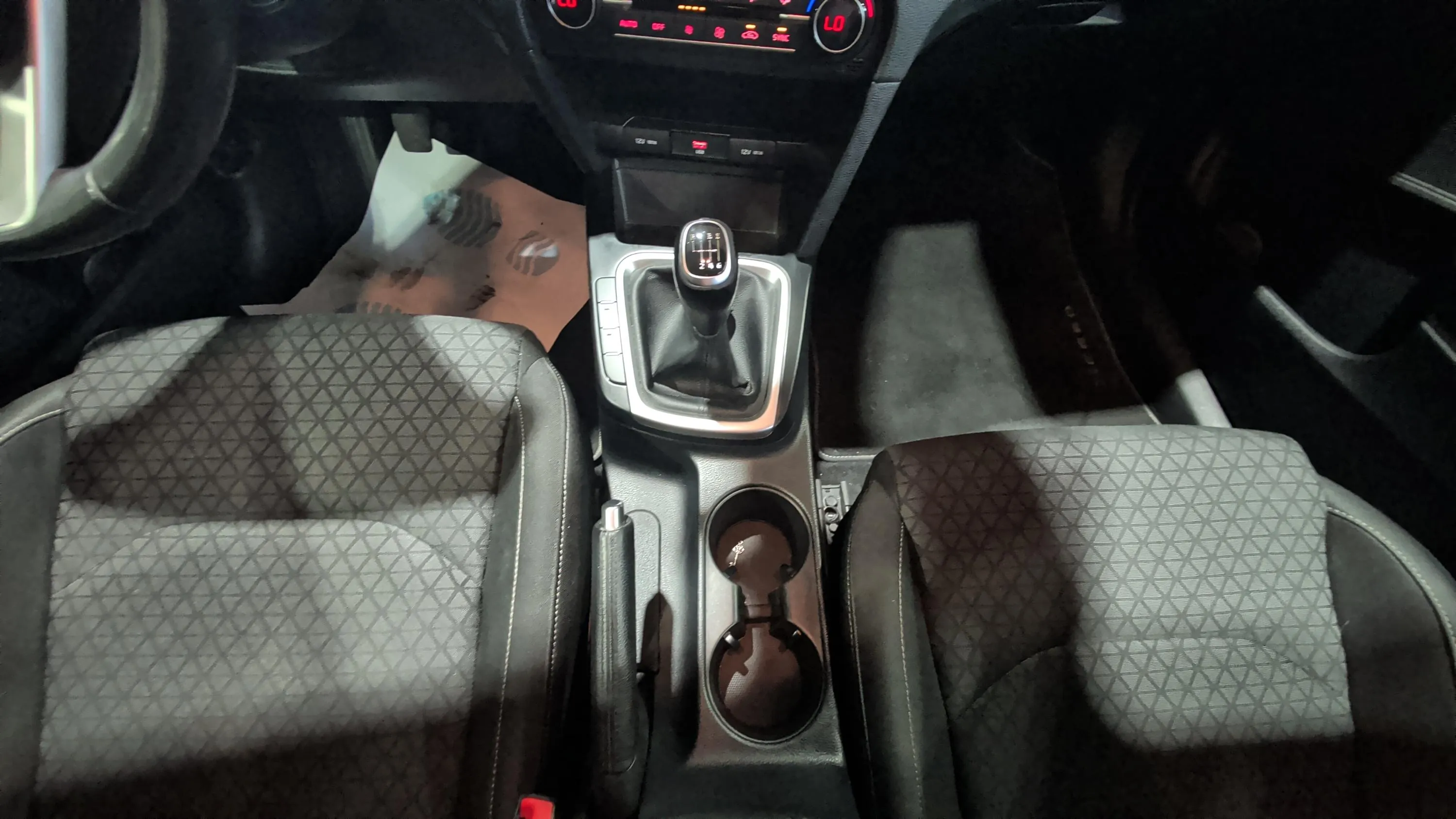 Kia XCeed 1.0 T-GDi Concept - foto 3