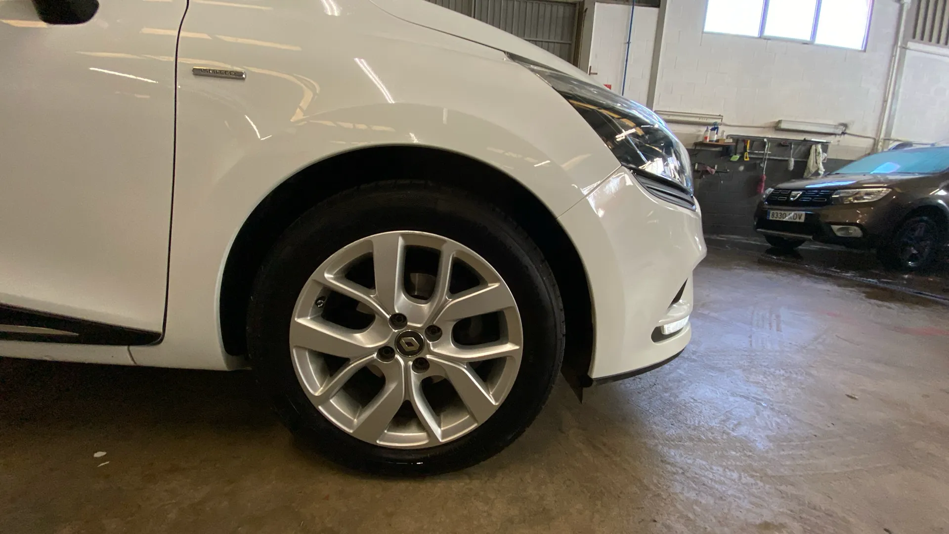 Renault Clio Intens TCe - foto 17