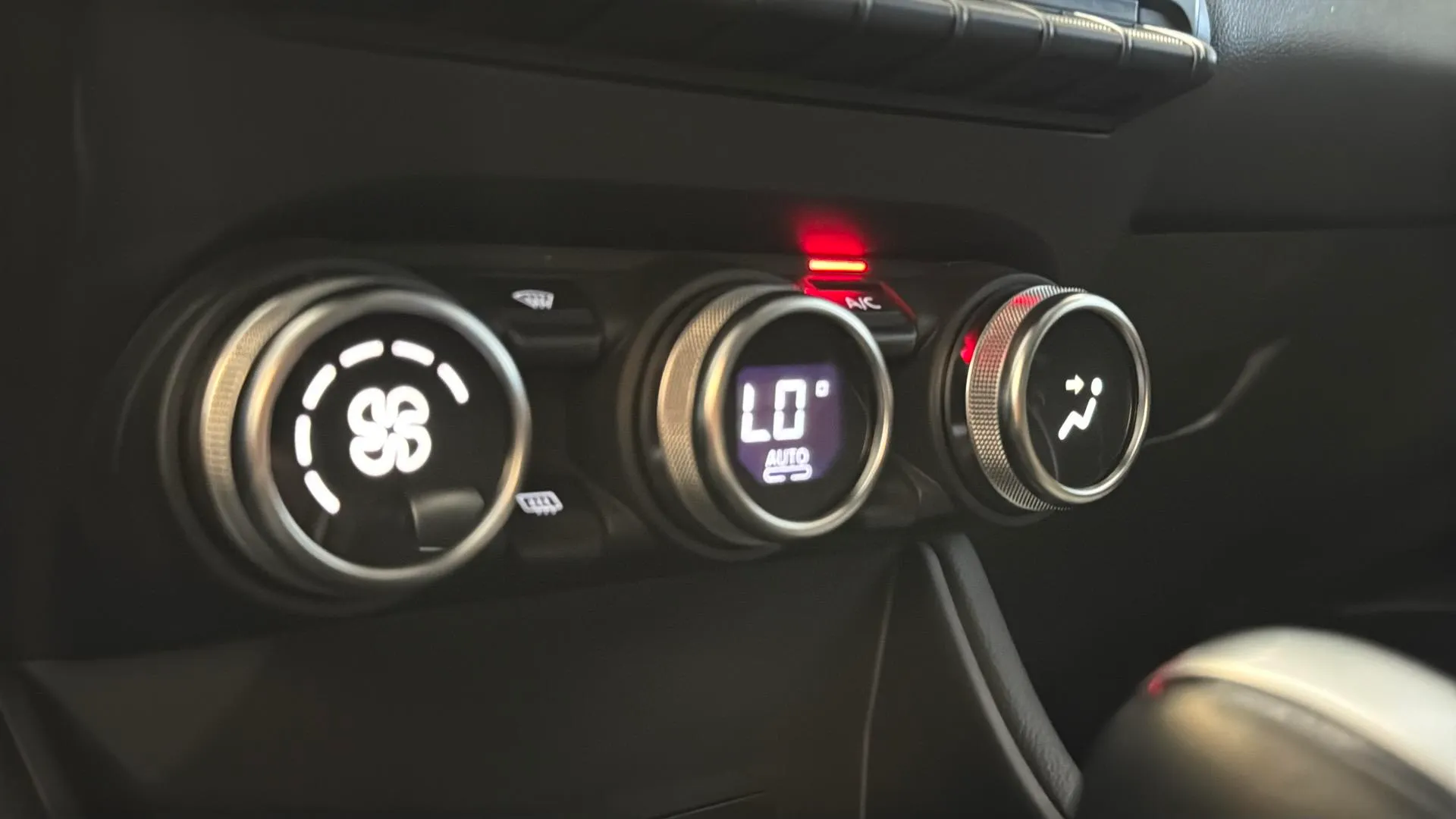 Renault Captur Zen E-Tech Híbrido - foto 19