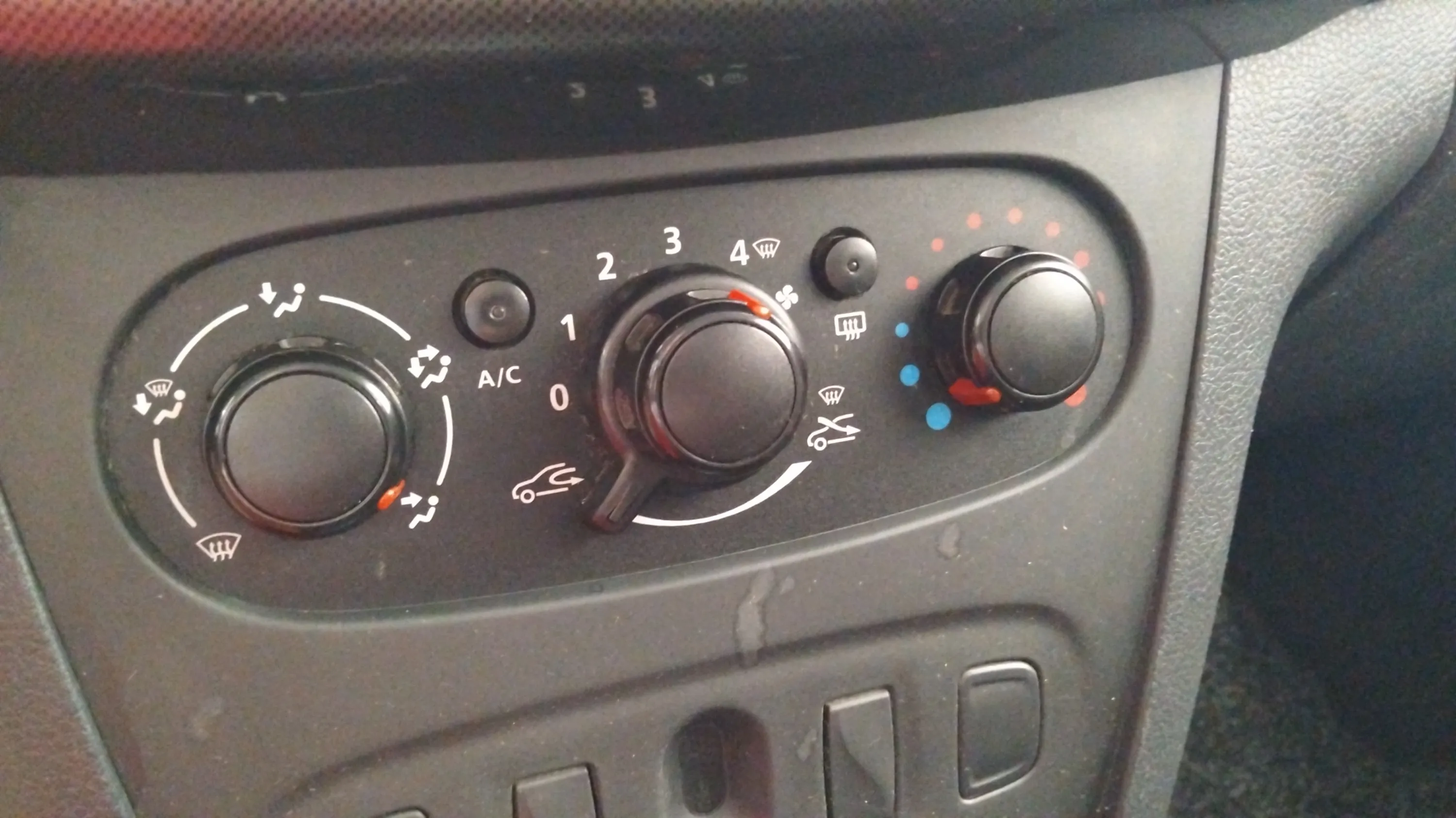 Dacia Sandero Stepway dCi EU6 - foto 17