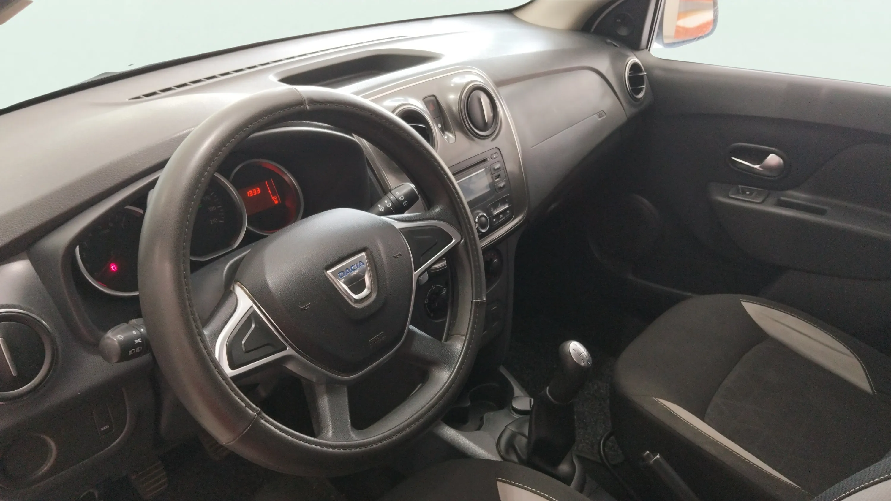 Dacia Sandero Stepway dCi EU6 - foto 6