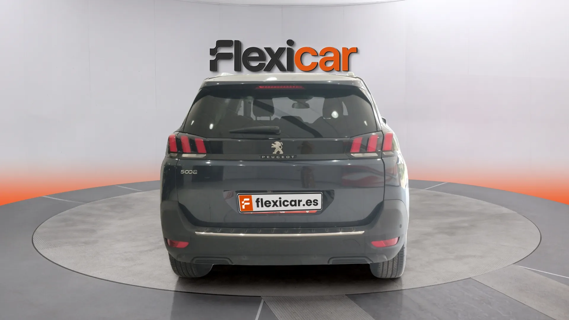 Peugeot 5008 Allure 1.2L PureTech EAT8 - foto 4