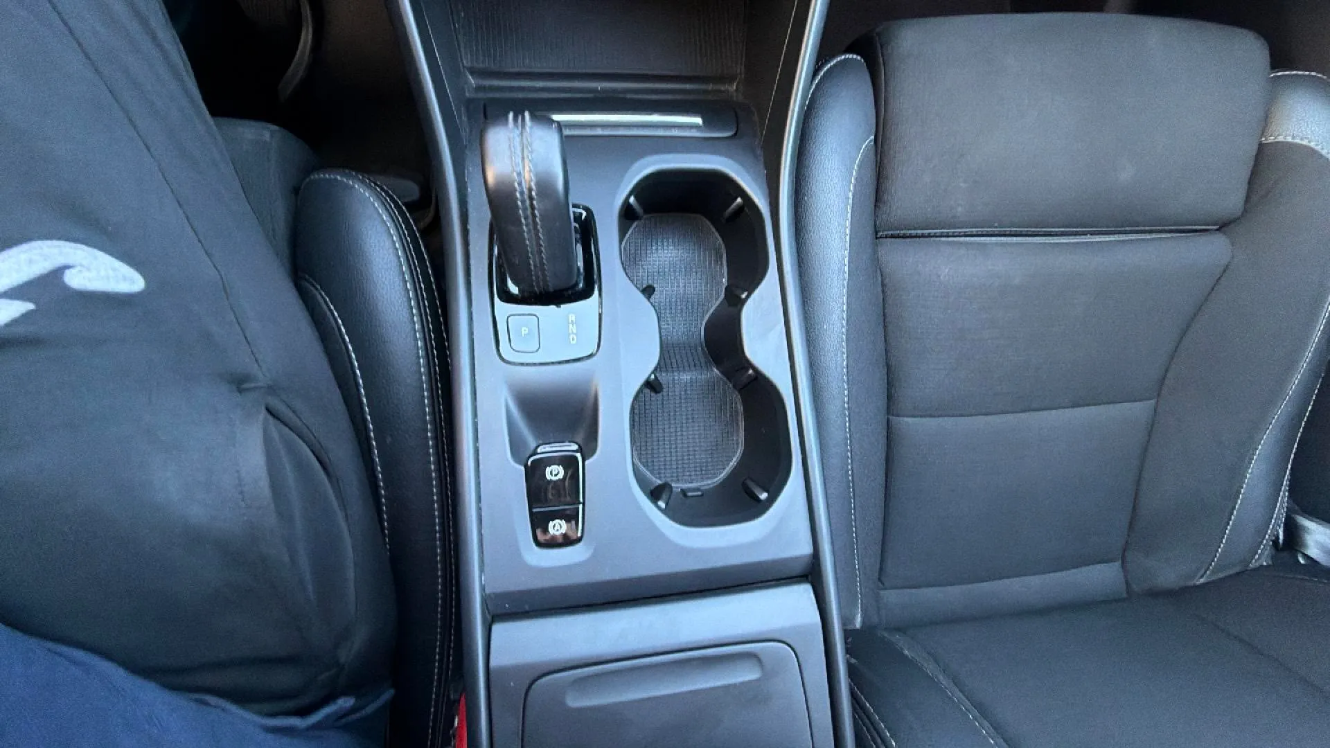 Volvo XC40 2.0 D3 Momentum - foto 18
