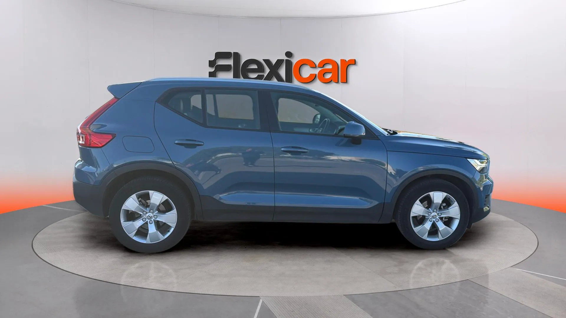 Volvo XC40 2.0 D3 Momentum - foto 7