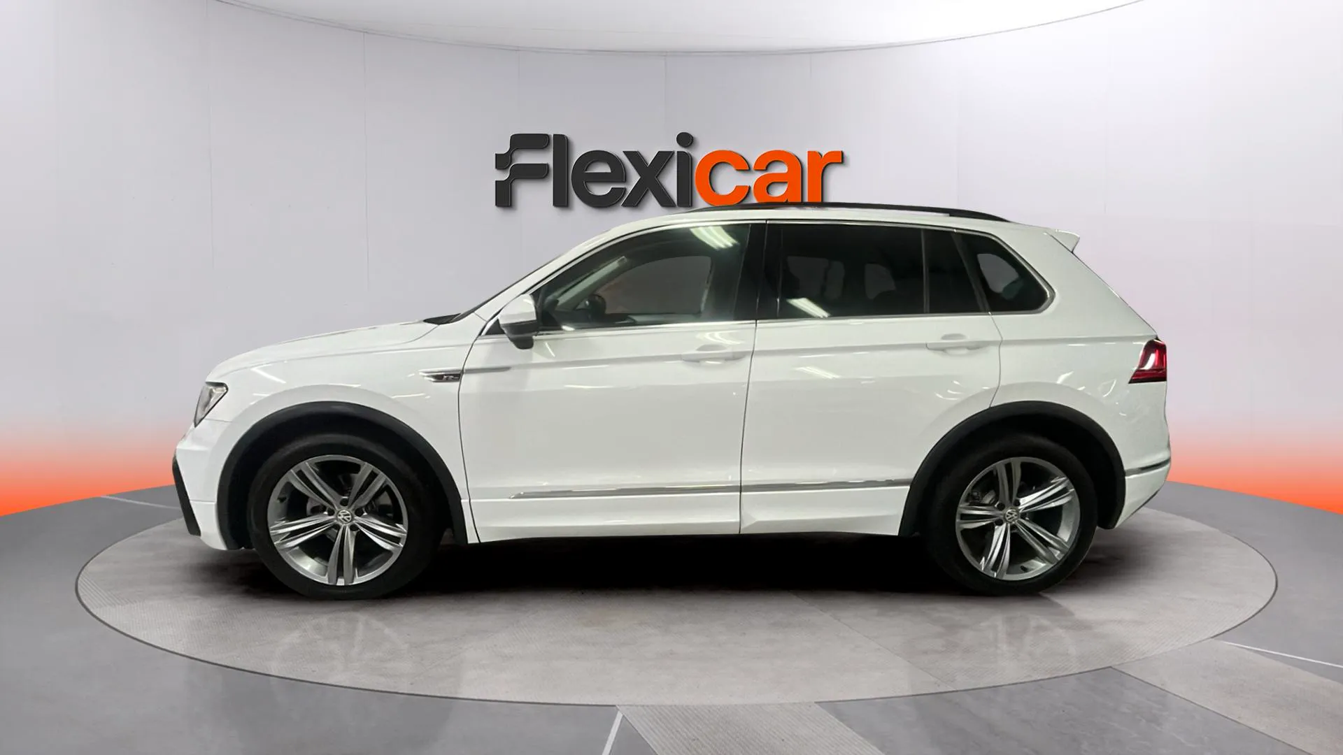 Volkswagen Tiguan Sport 1.5 TSI DSG - foto 4