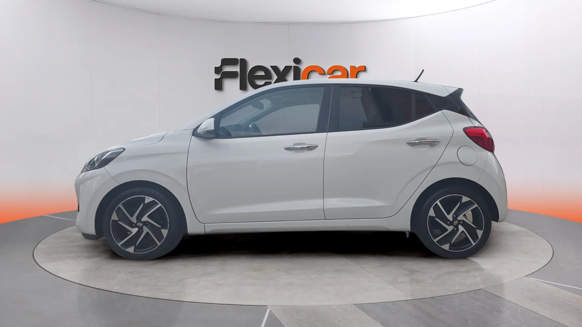 Hyundai i10 1.0 Tecno - foto 4