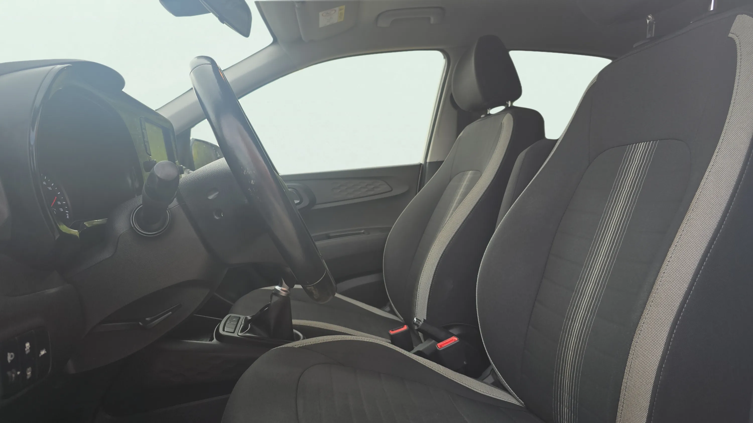 Hyundai i10 1.0 Tecno - foto 14