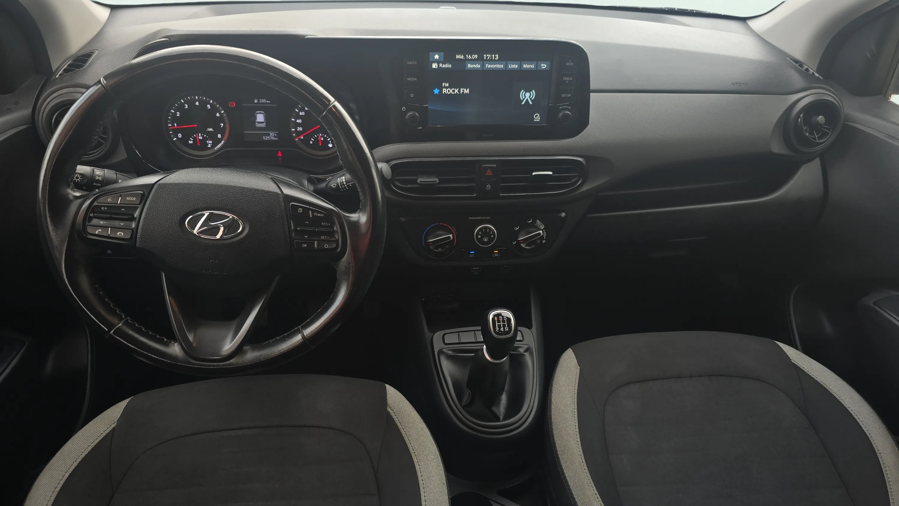 Hyundai i10 1.0 Tecno - foto 9