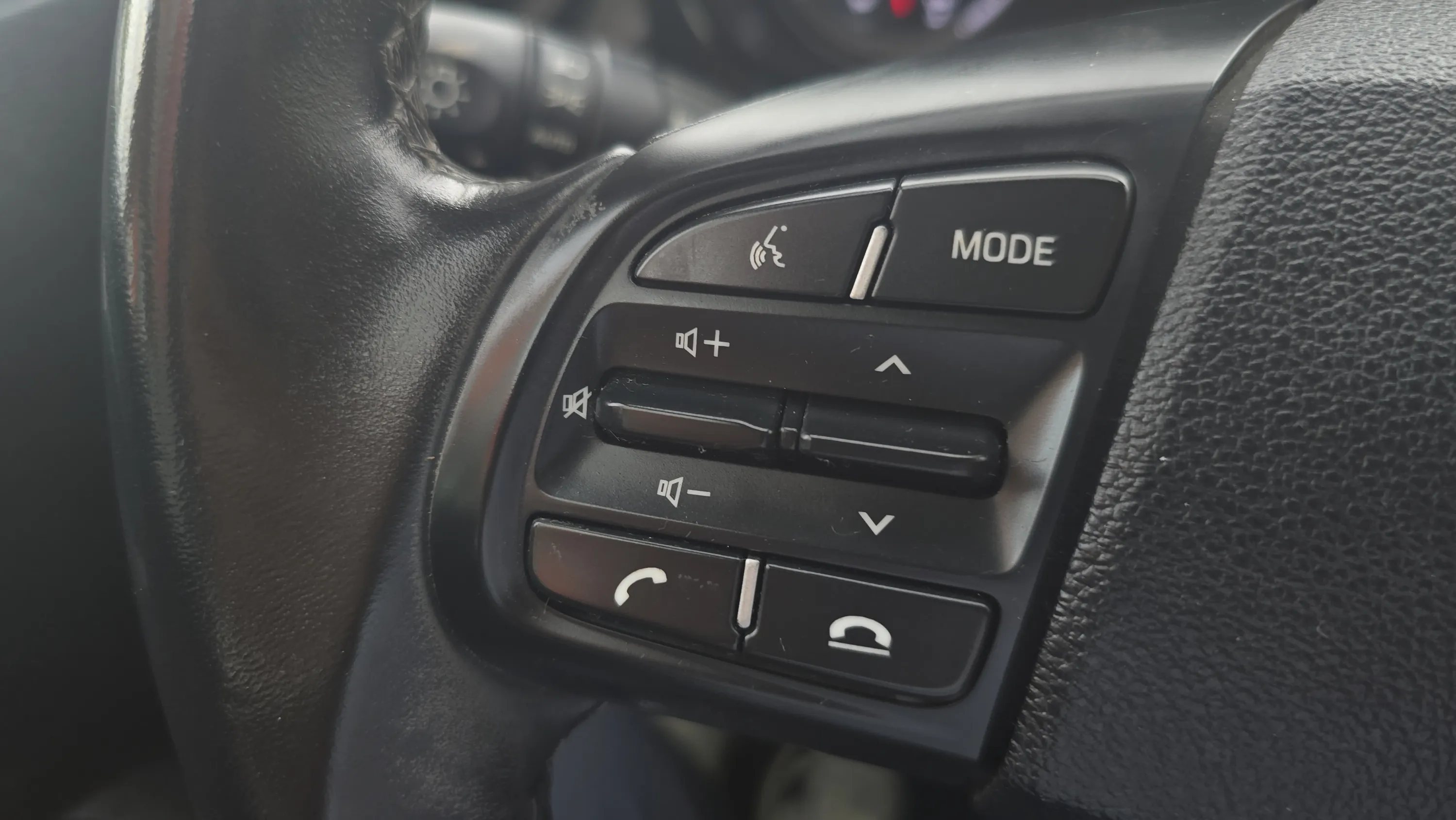 Hyundai i10 1.0 Tecno - foto 20