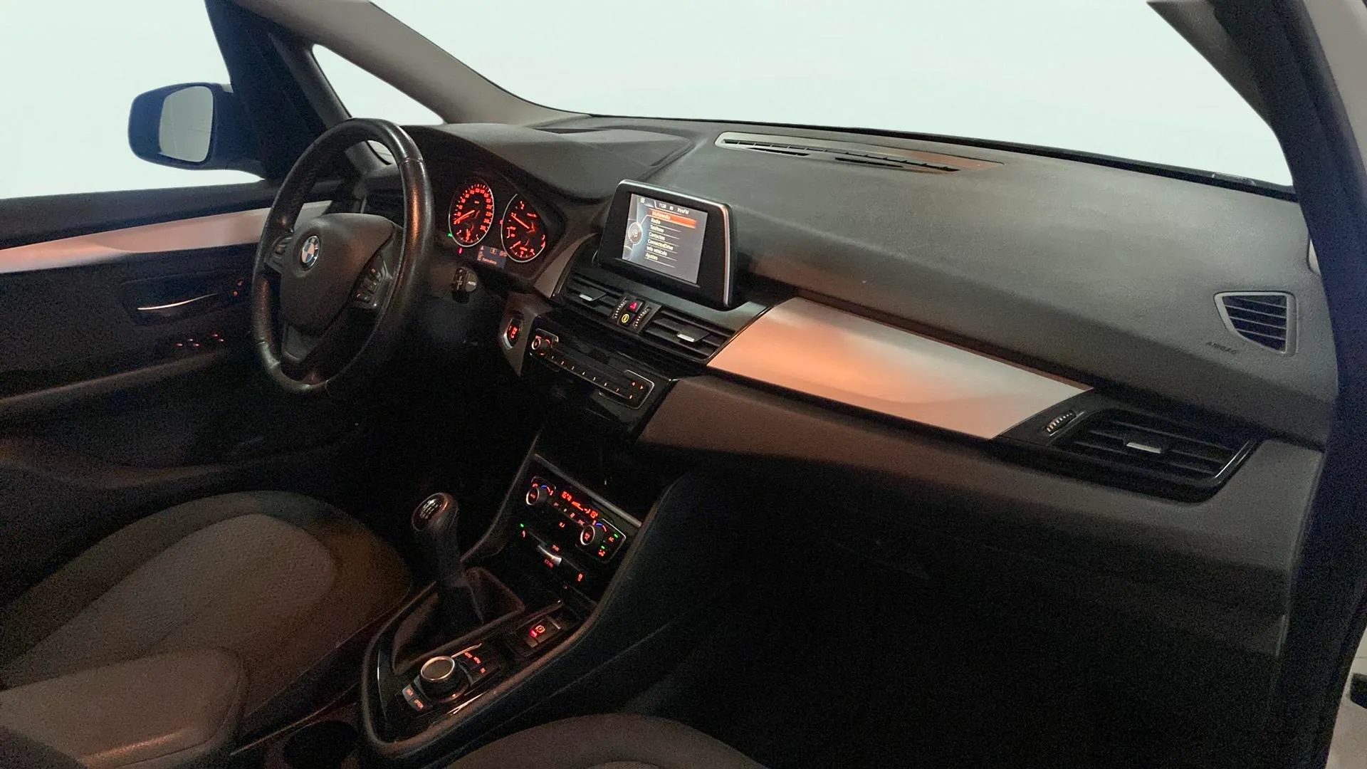 BMW Serie 2 Active Tourer 218i - foto 11