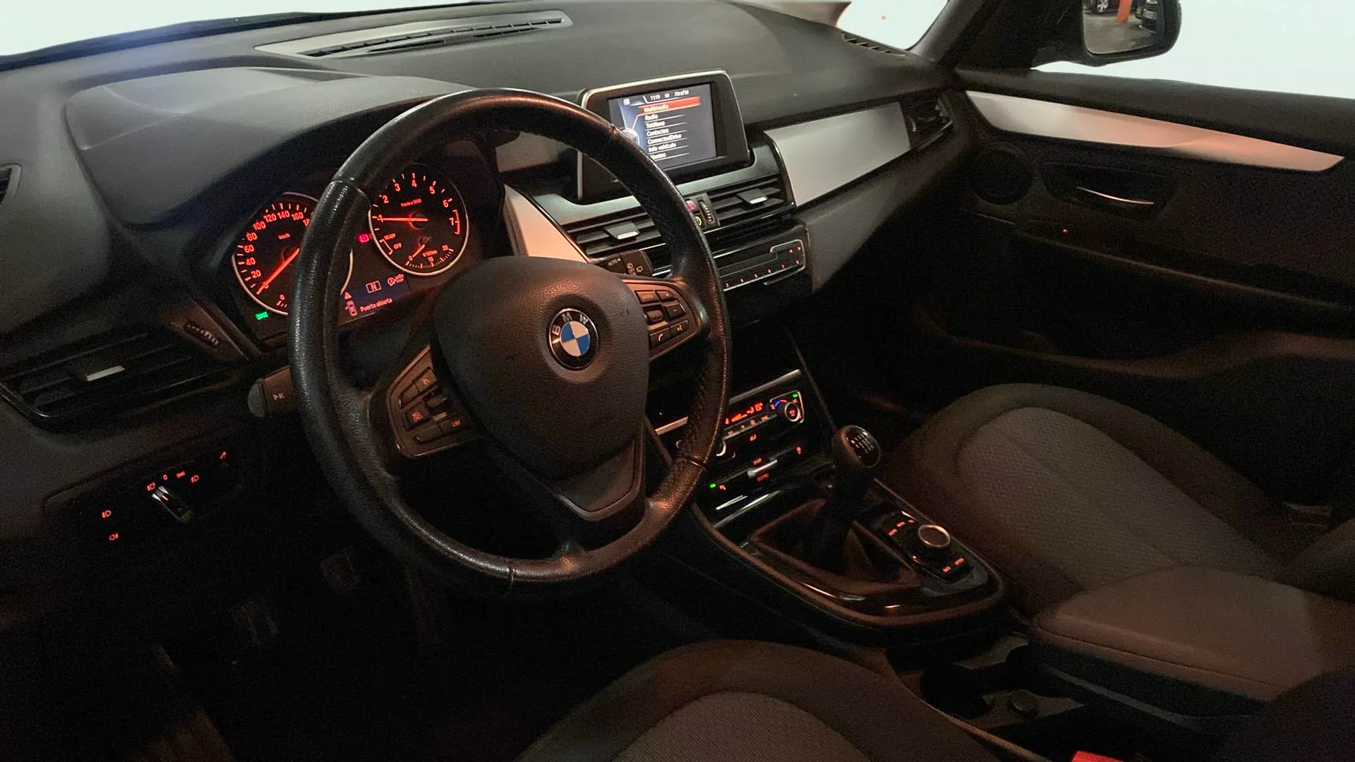 BMW Serie 2 Active Tourer 218i - foto 10