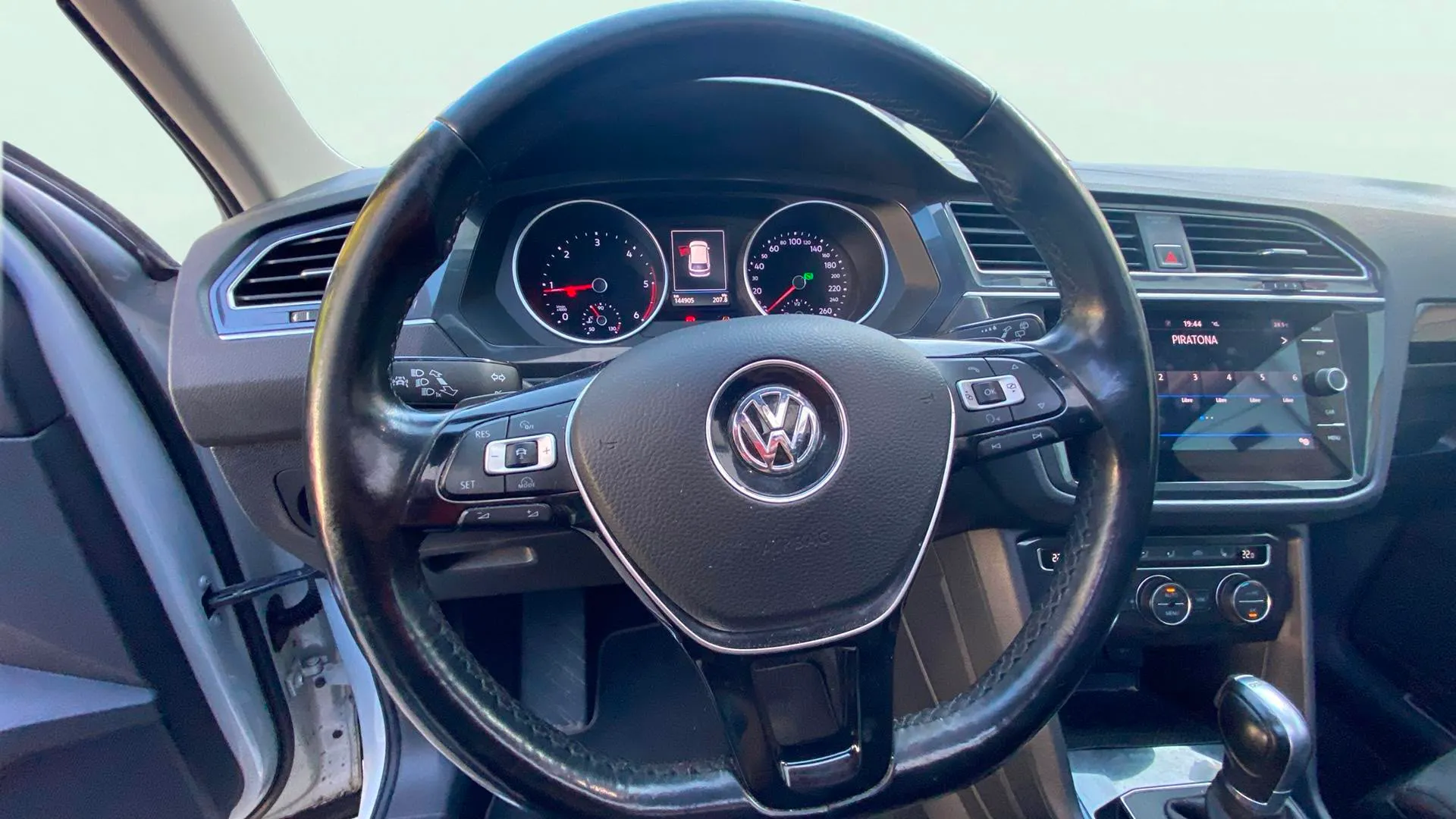 Volkswagen Tiguan Advance 2.0 TDI DSG - foto 10