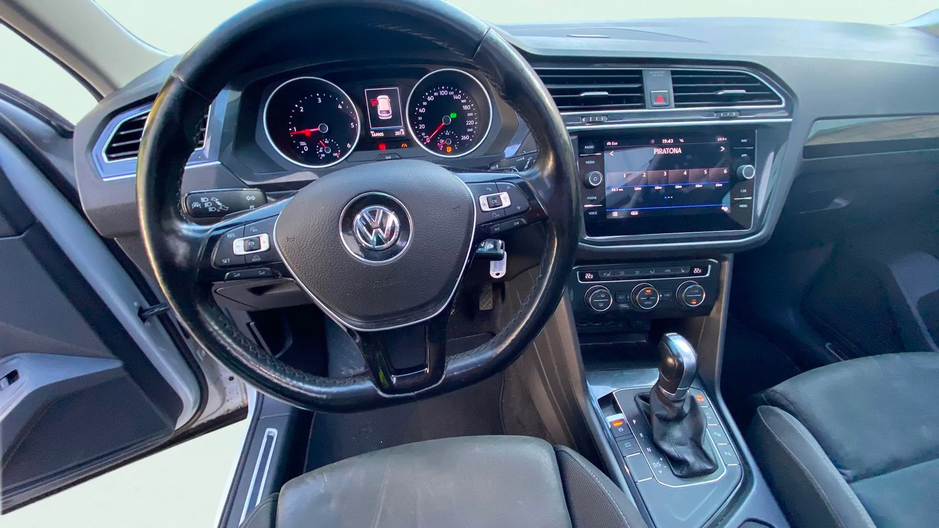 Volkswagen Tiguan Advance 2.0 TDI DSG - foto 14