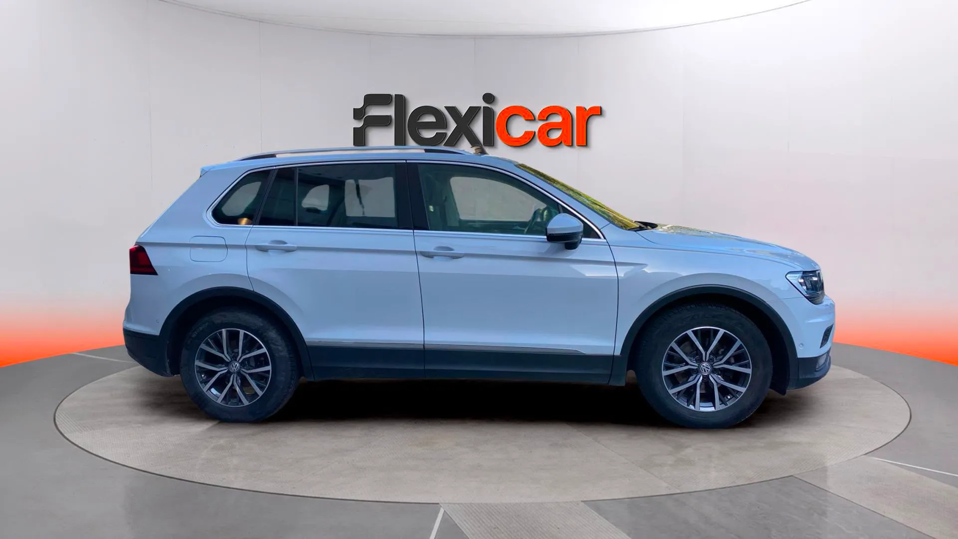 Volkswagen Tiguan Advance 2.0 TDI DSG - foto 4