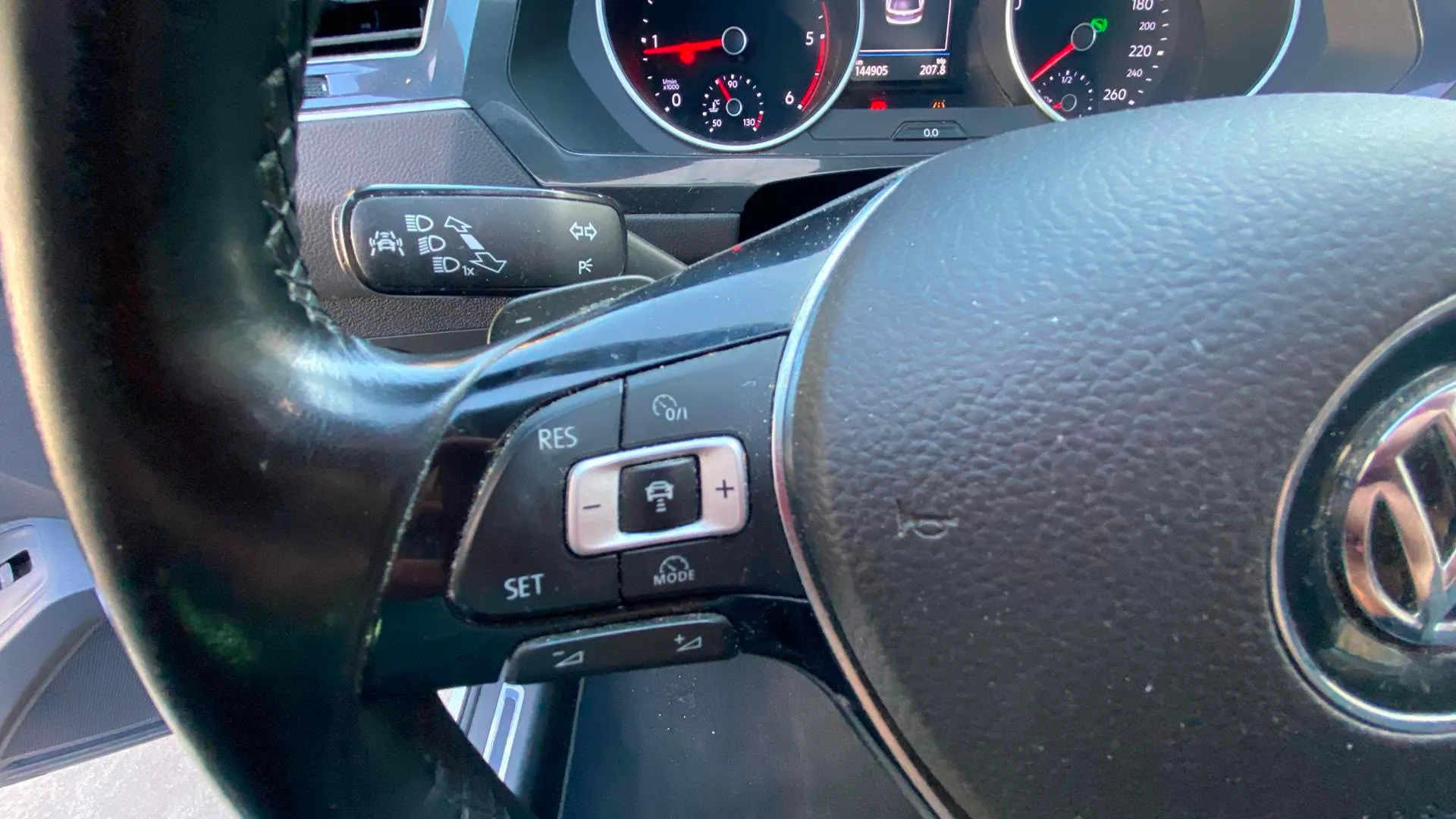Volkswagen Tiguan Advance 2.0 TDI DSG - foto 12