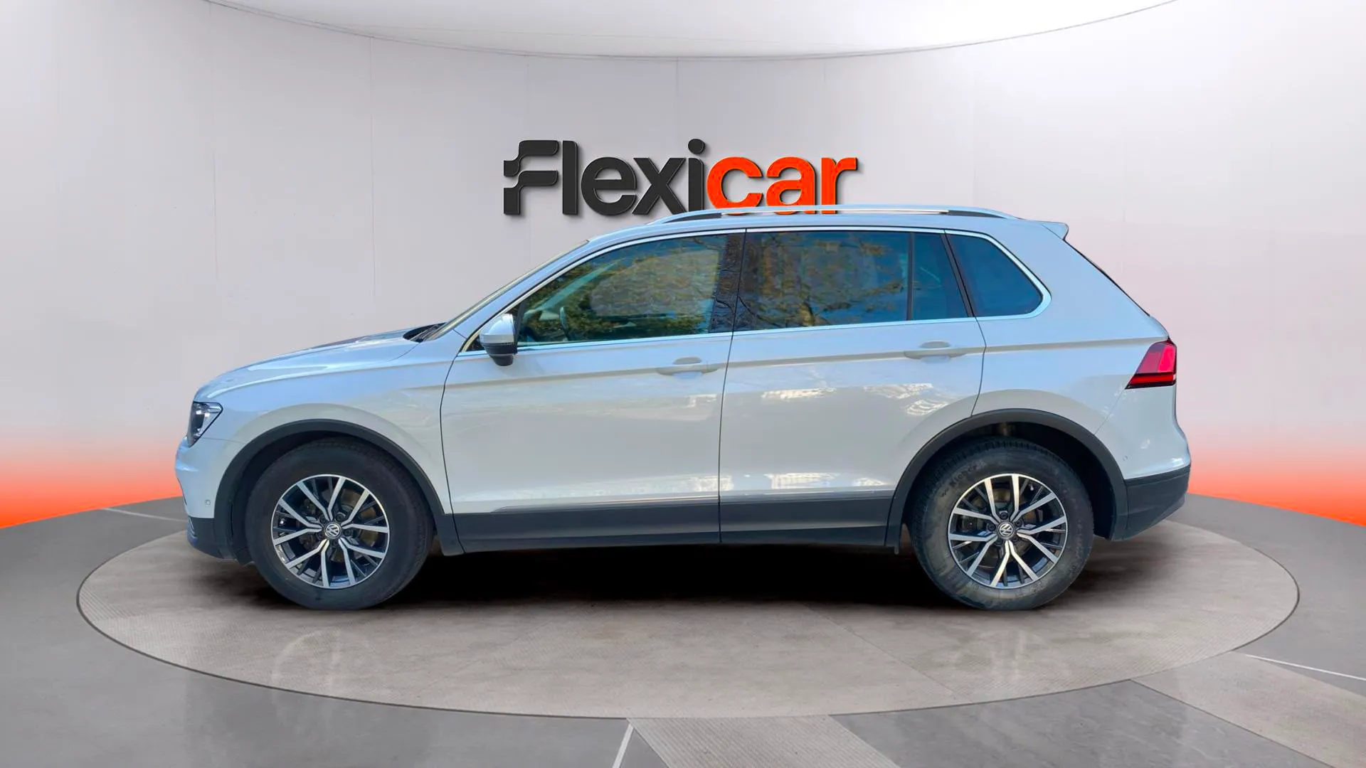 Volkswagen Tiguan Advance 2.0 TDI DSG - foto 8