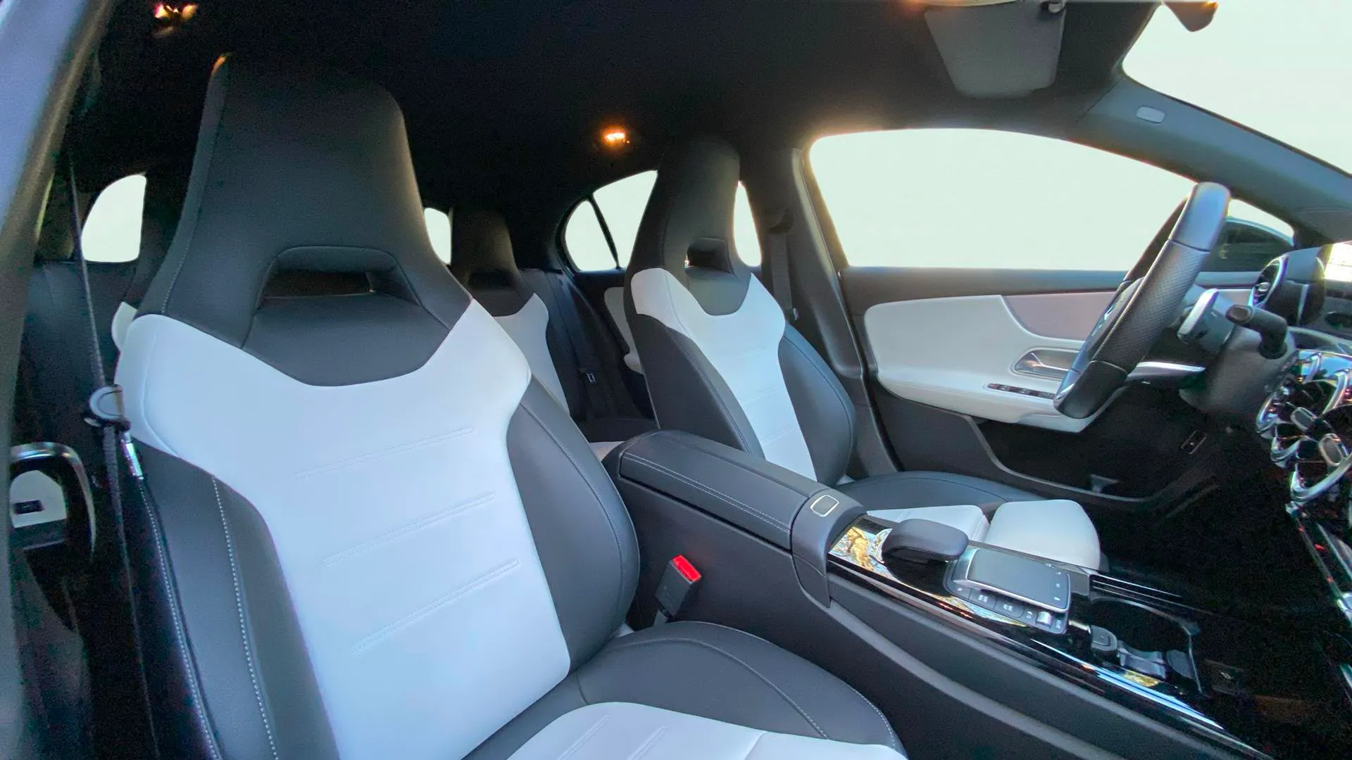 Mercedes-Benz Clase A A 250 e - foto 18
