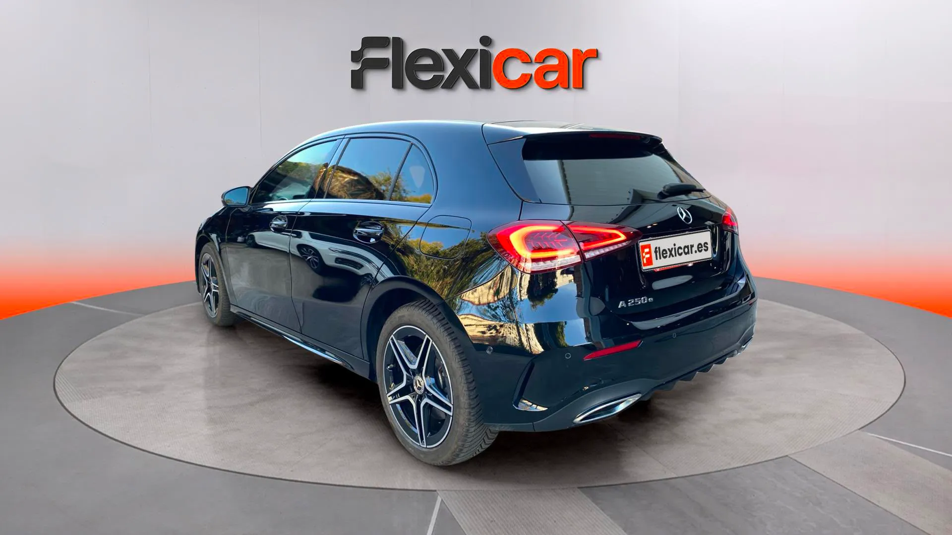 Mercedes-Benz Clase A A 250 e - foto 7