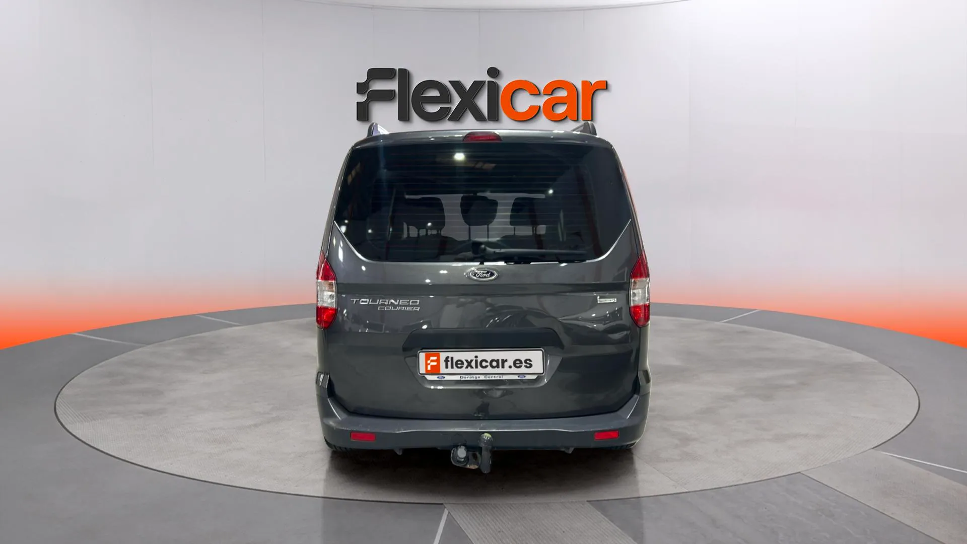 Ford Tourneo Courier 1.0 EcoBoost Titanium - foto 5