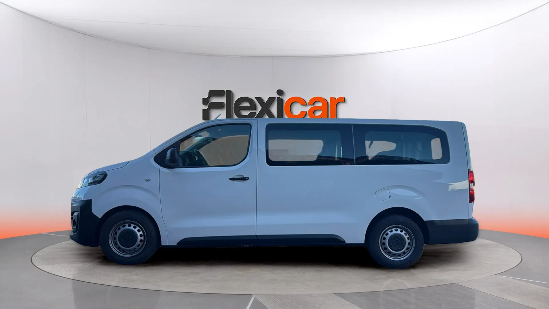 Opel Vivaro 1.6 CDTI L1 2.7t Tourer-9 - foto 4
