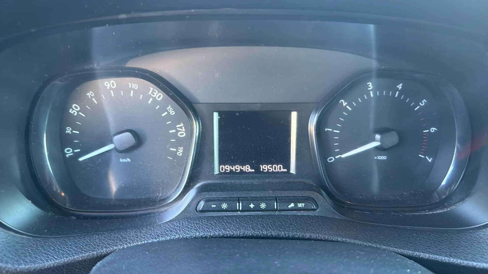 Opel Vivaro 1.6 CDTI L1 2.7t Tourer-9 - foto 13