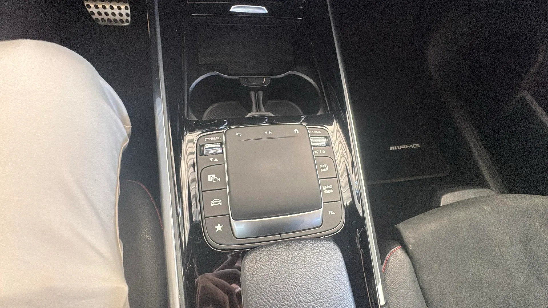 Mercedes-Benz GLA 250 e - foto 23
