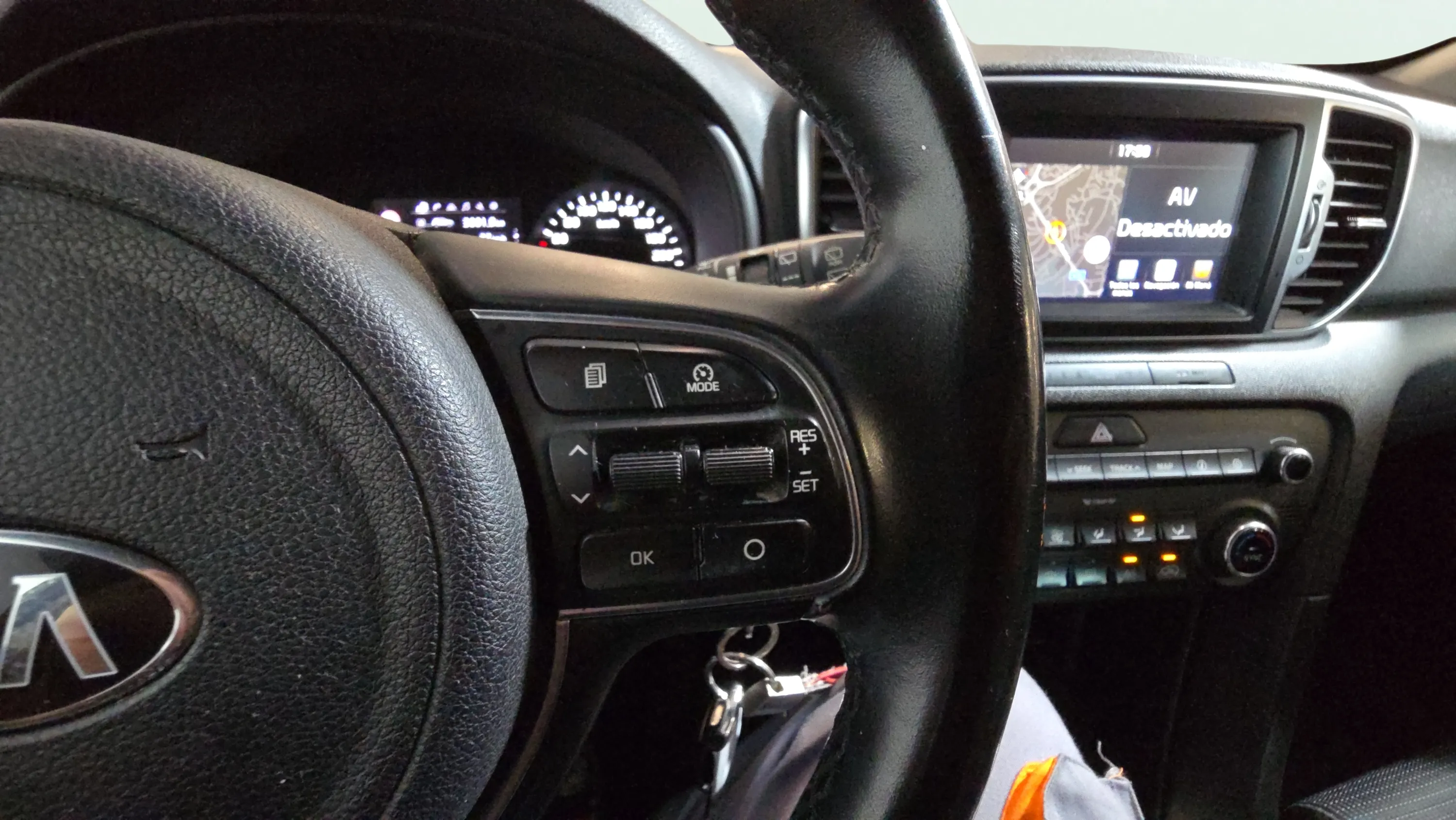 Kia Sportage 1.6 GDi Basic 4x2 - foto 12