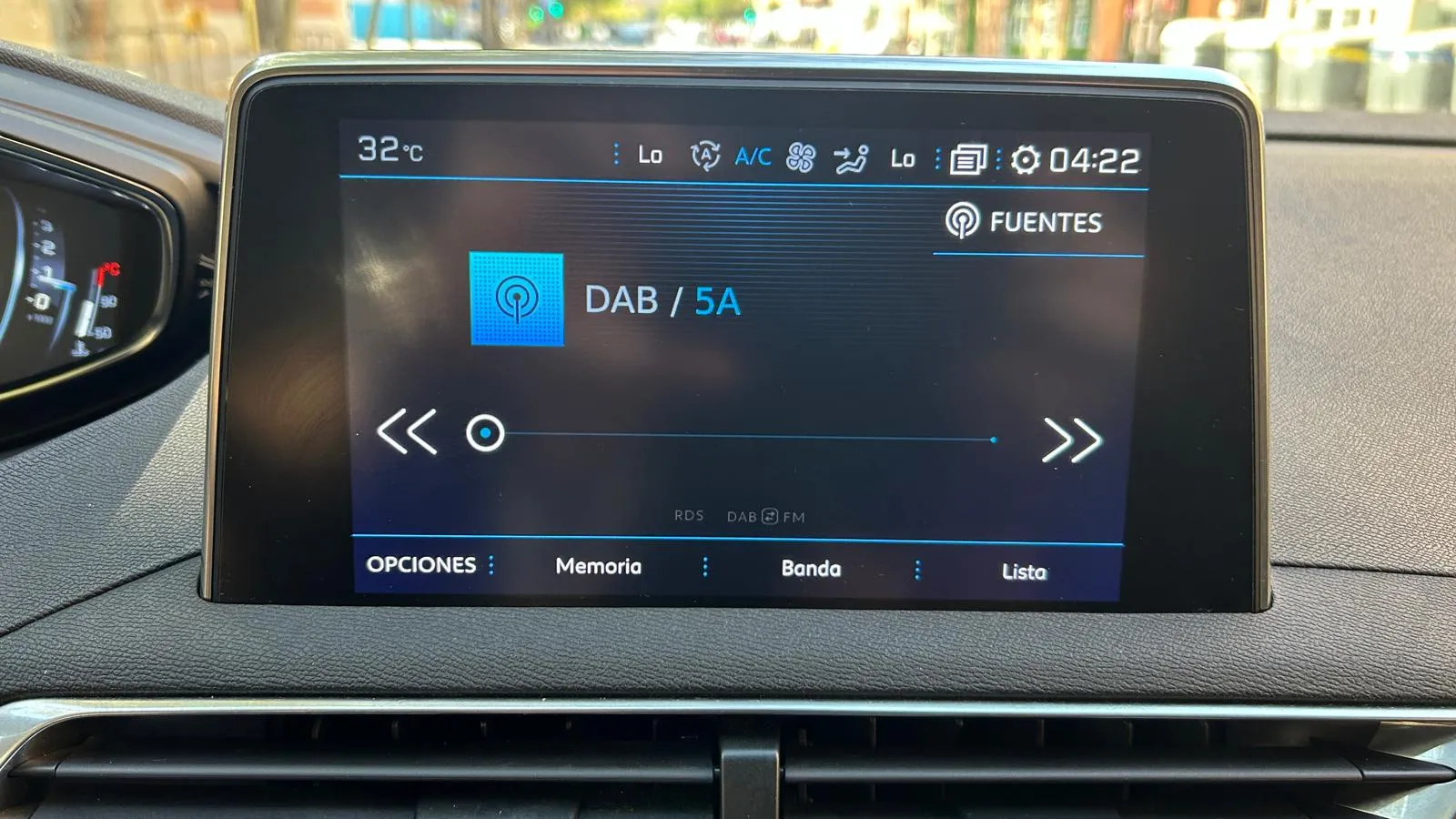 Peugeot 3008 1.5 BlueHDi GT EAT8 - foto 11