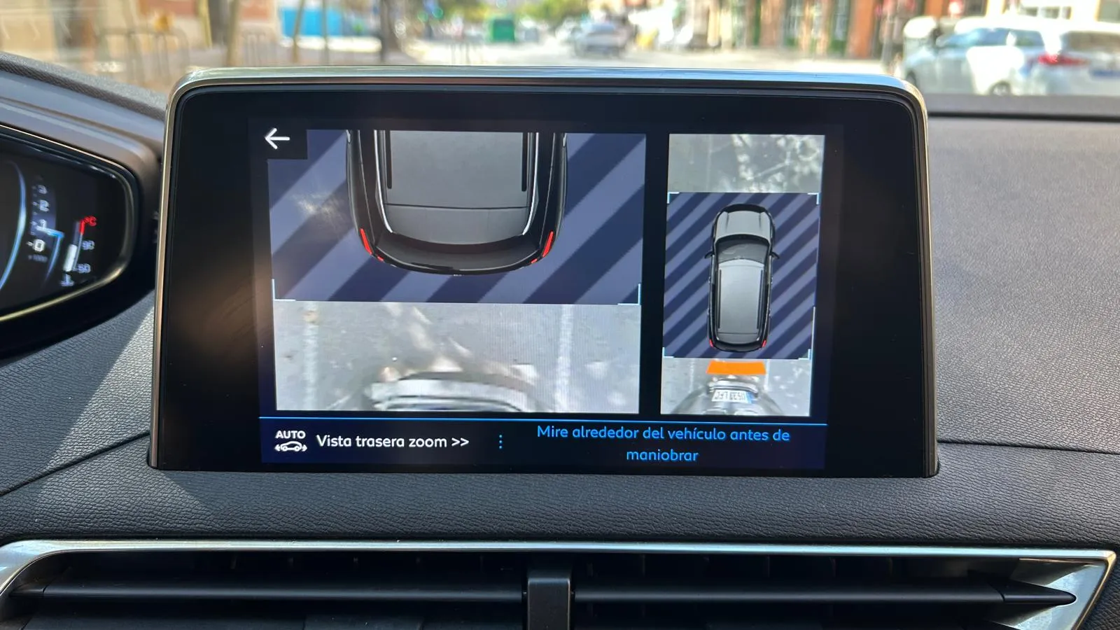 Peugeot 3008 1.5 BlueHDi GT EAT8 - foto 14