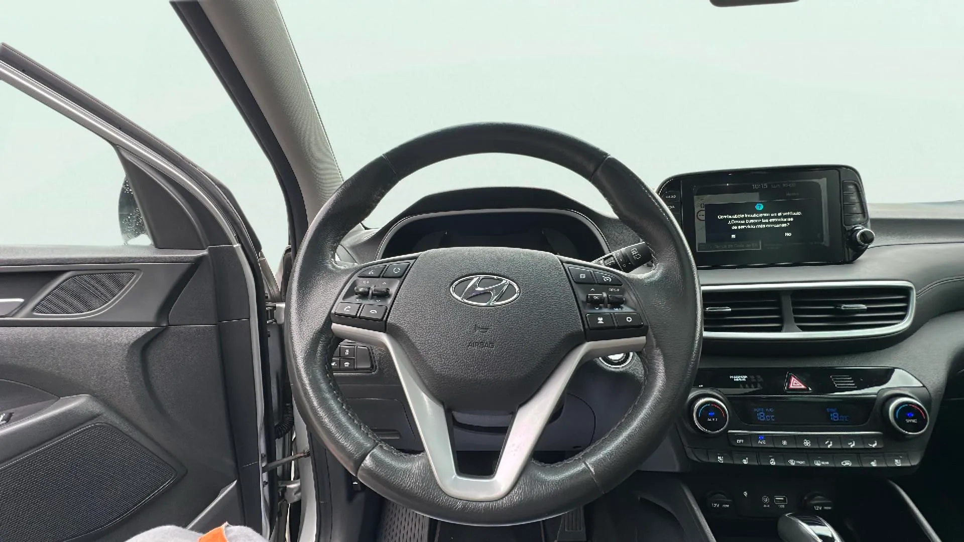 Hyundai Tucson 1.6 CRDi Essence 4x2 - foto 14