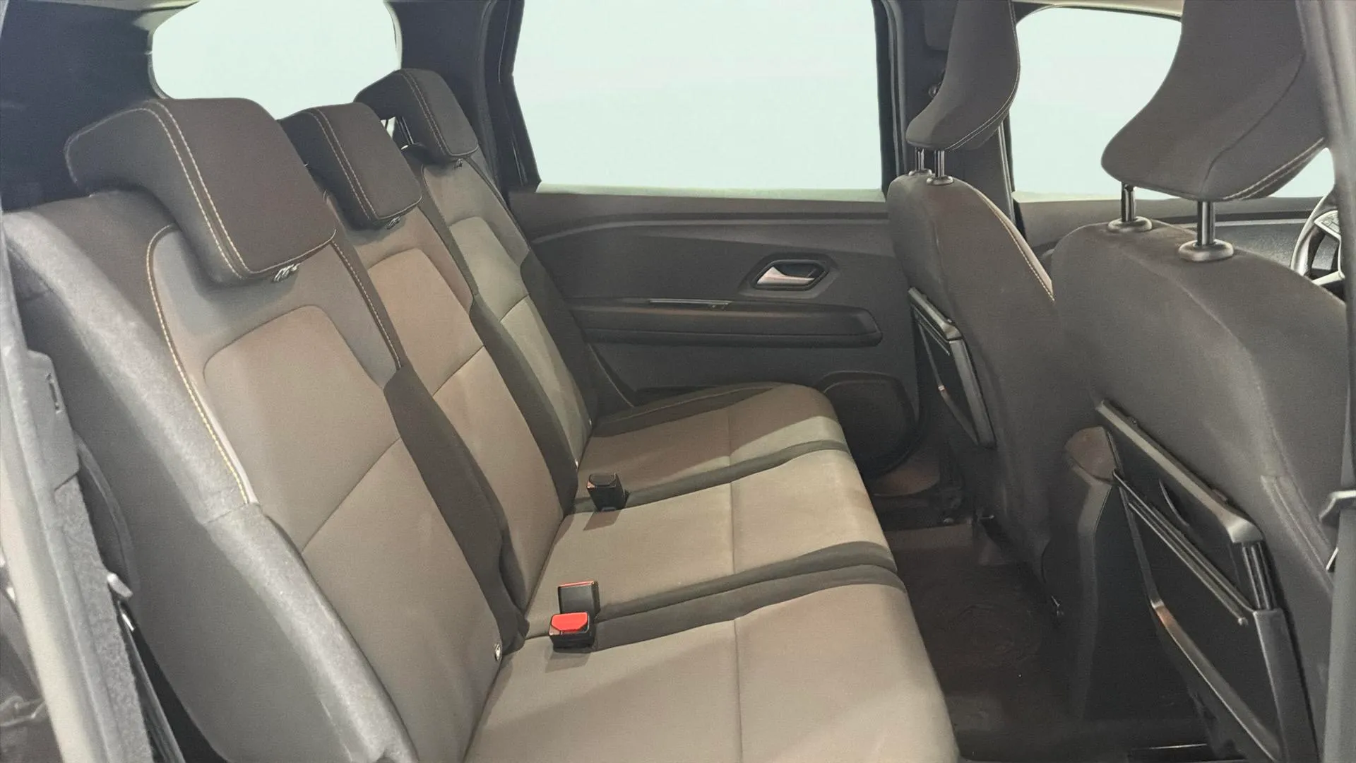 Dacia Jogger Extreme Go TCe 7 plazas - foto 14