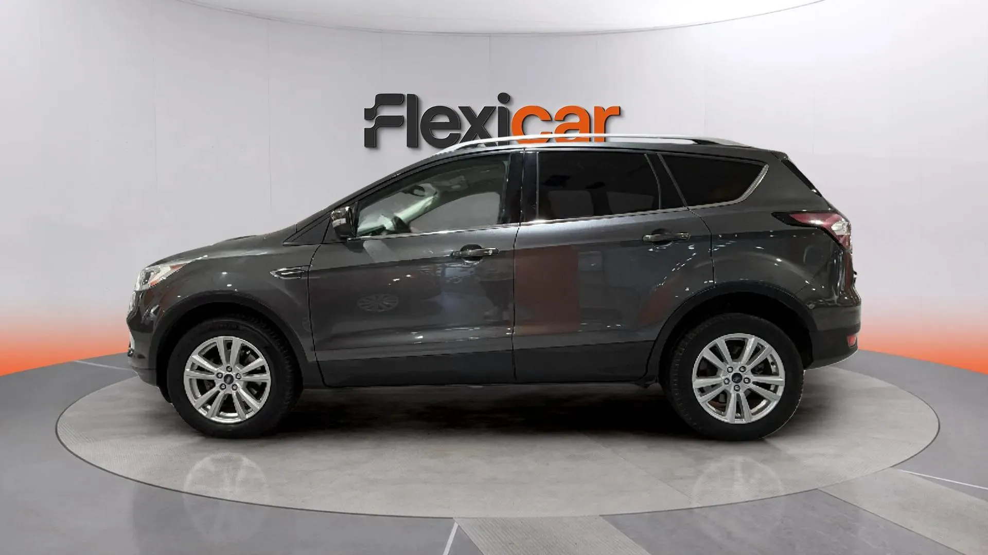 Ford Kuga 1.5 EcoBoost A-S-S 4x2 Trend+ - foto 5