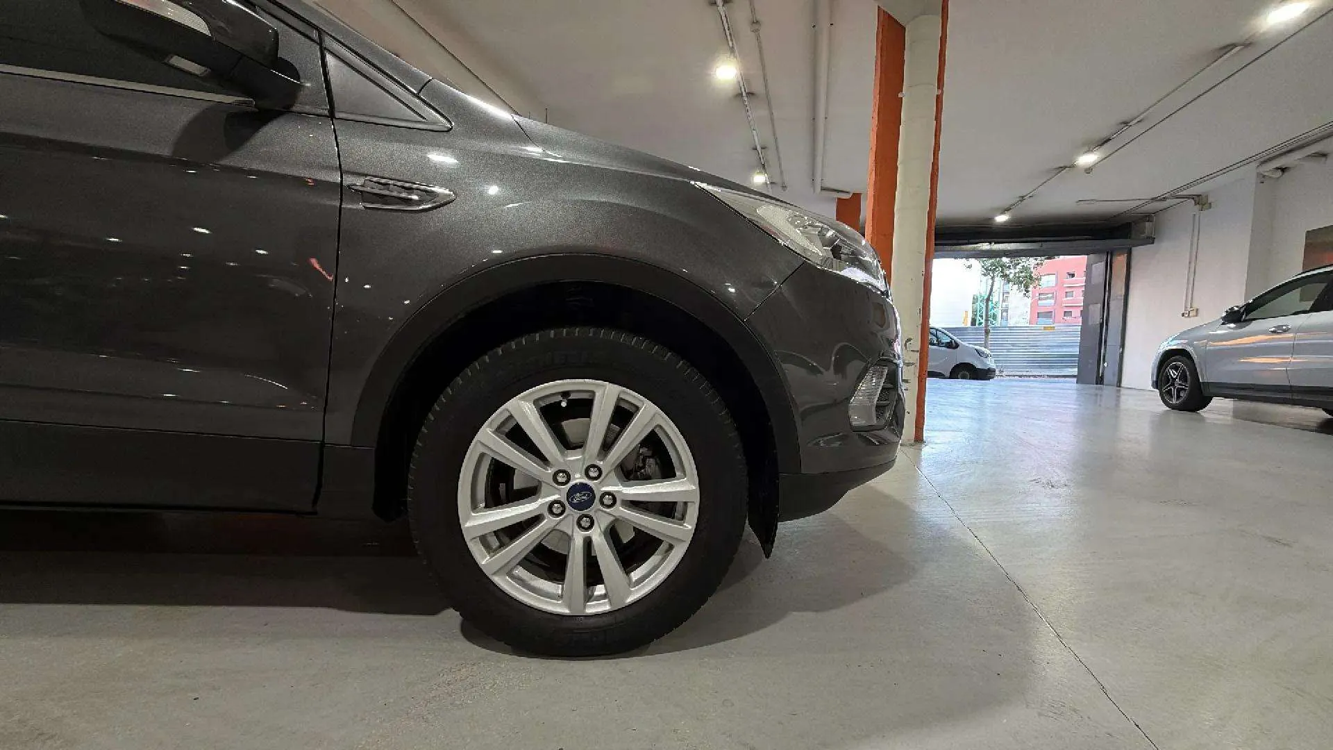 Ford Kuga 1.5 EcoBoost A-S-S 4x2 Trend+ - foto 18