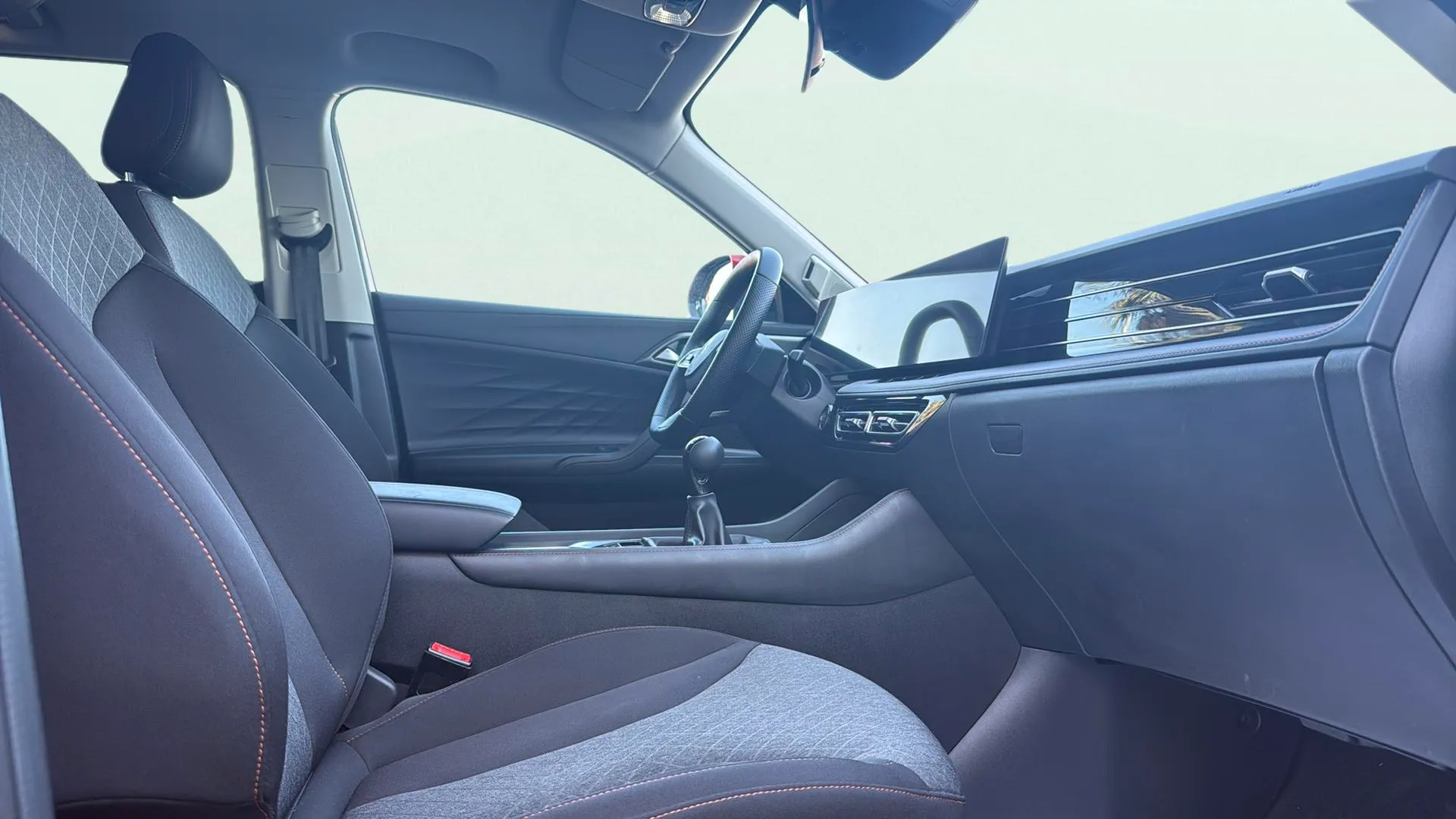 MG HS 1.5T Luxury - foto 14